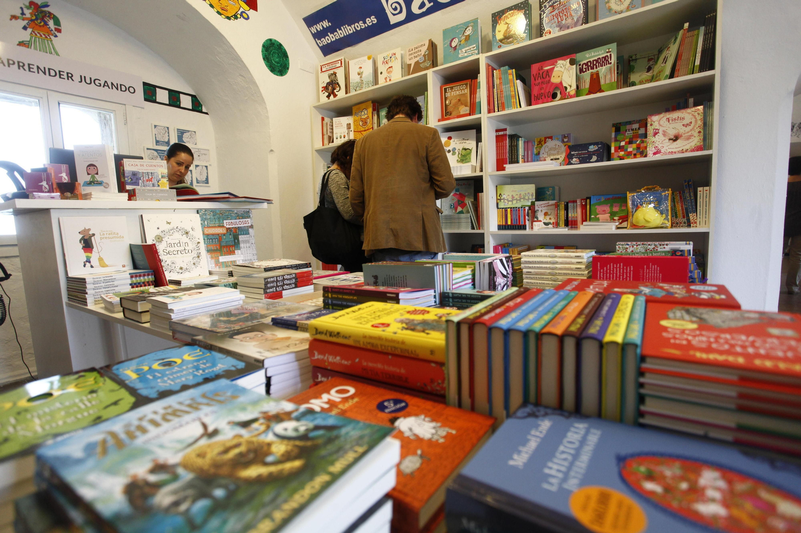 Una casamata del Baluarte de Candelaria dedicada al libro infantil y juvenil en el Feria del Libro de 2017.
