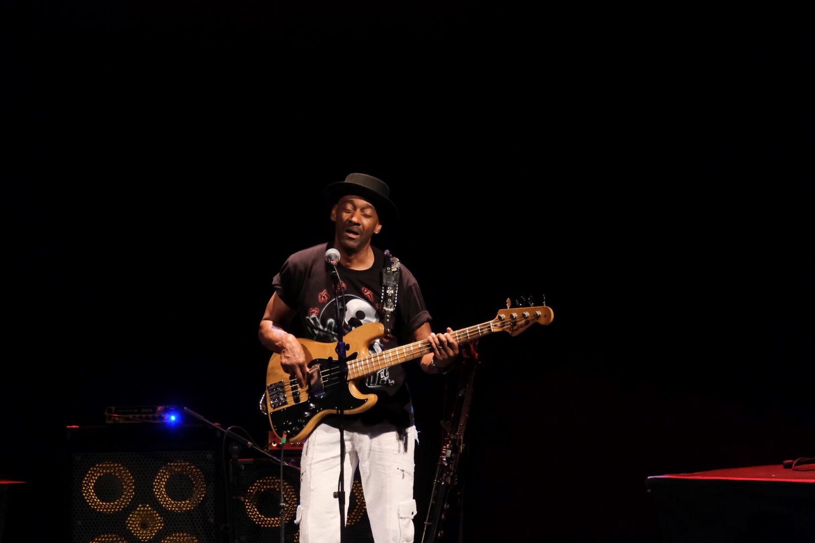El concierto de Marcus Miller en el Festival de la Guitarra de Córdoba, en imágenes