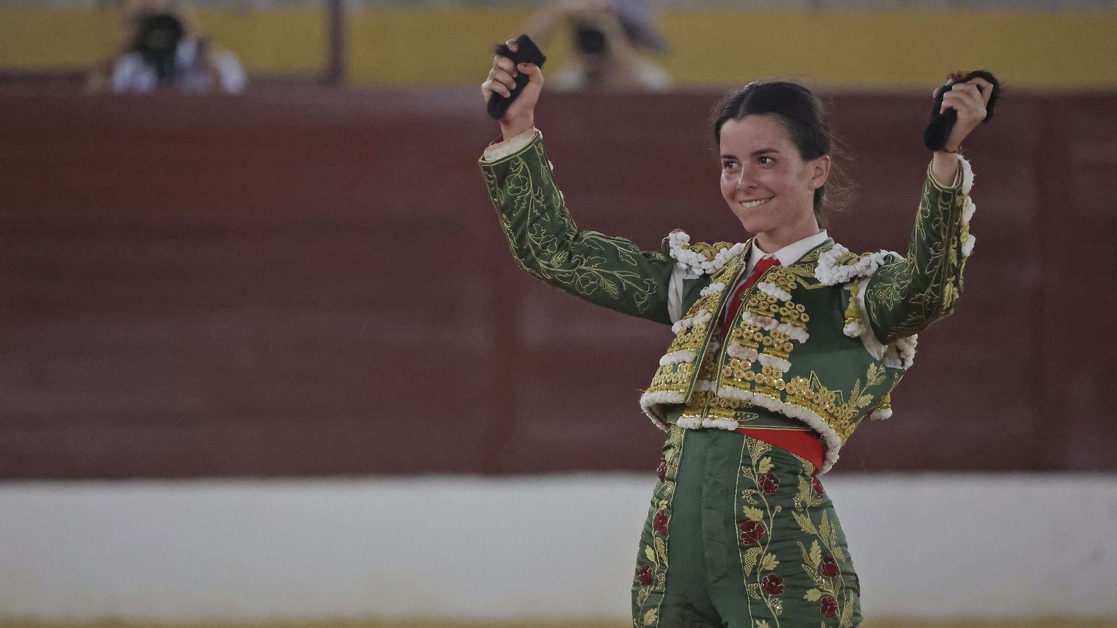 Felicidad de Miriam Cabas, en la tarde de su debut con picadores en La Línea, el pasado 19 de julio.