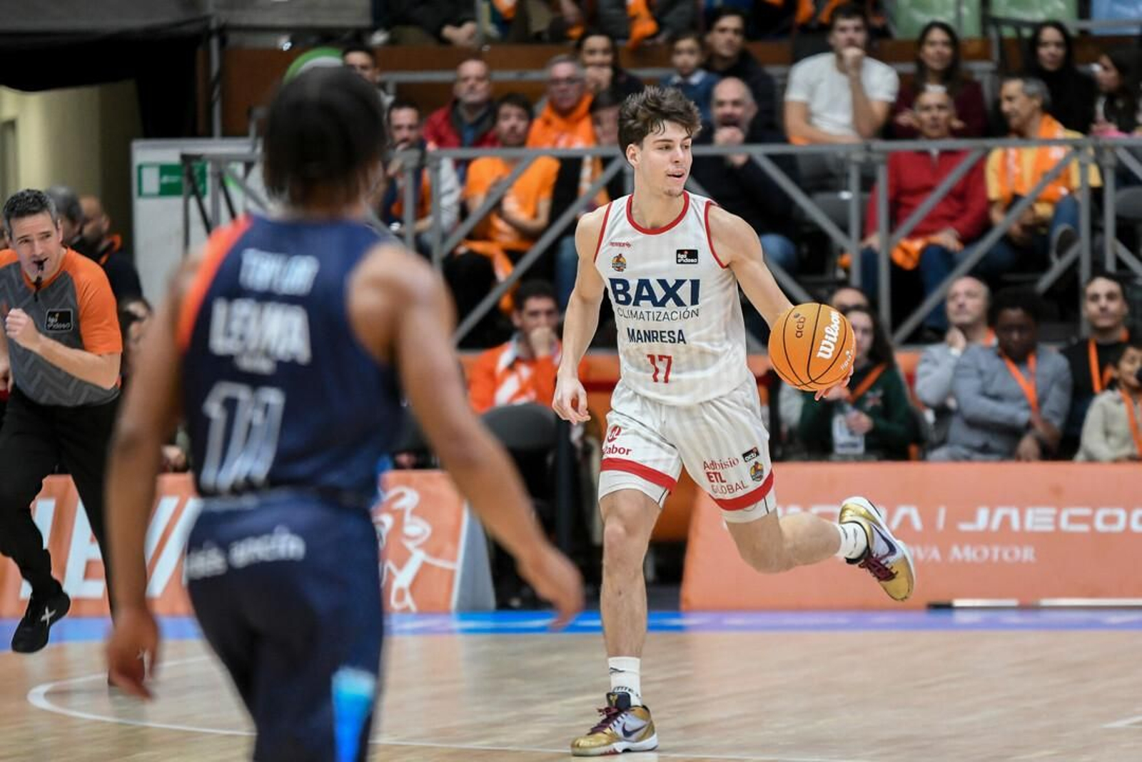 Mario Saint-Supéry guía el triunfo de BAXI Manresa ante Leyma Coruña Mario Saint-Supéry guía el triunfo de BAXI Manresa ante Leyma Coruña