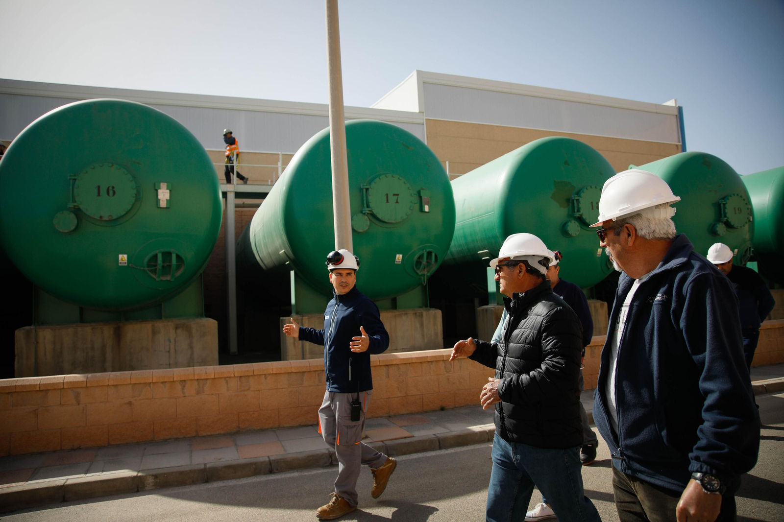 CUCN visita la desaladora de Carboneras y las balsas de Níjar