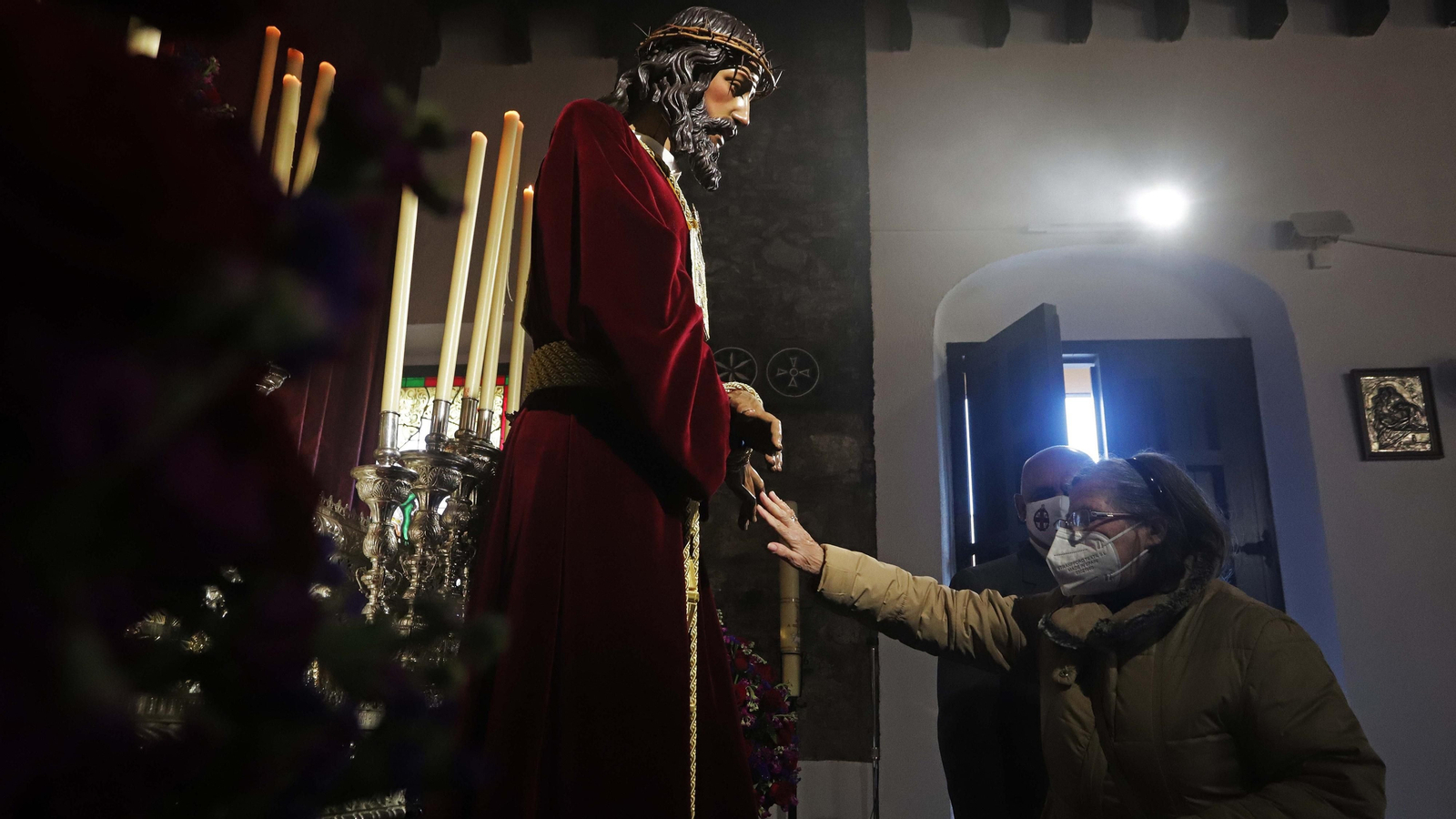 Fotos de la Veneración al Cristo de Medinaceli en Algeciras