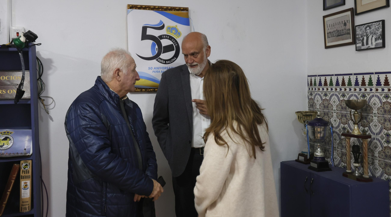 La Peña Balona comparte con sus socios la distinción municipal por su medio siglo de historia