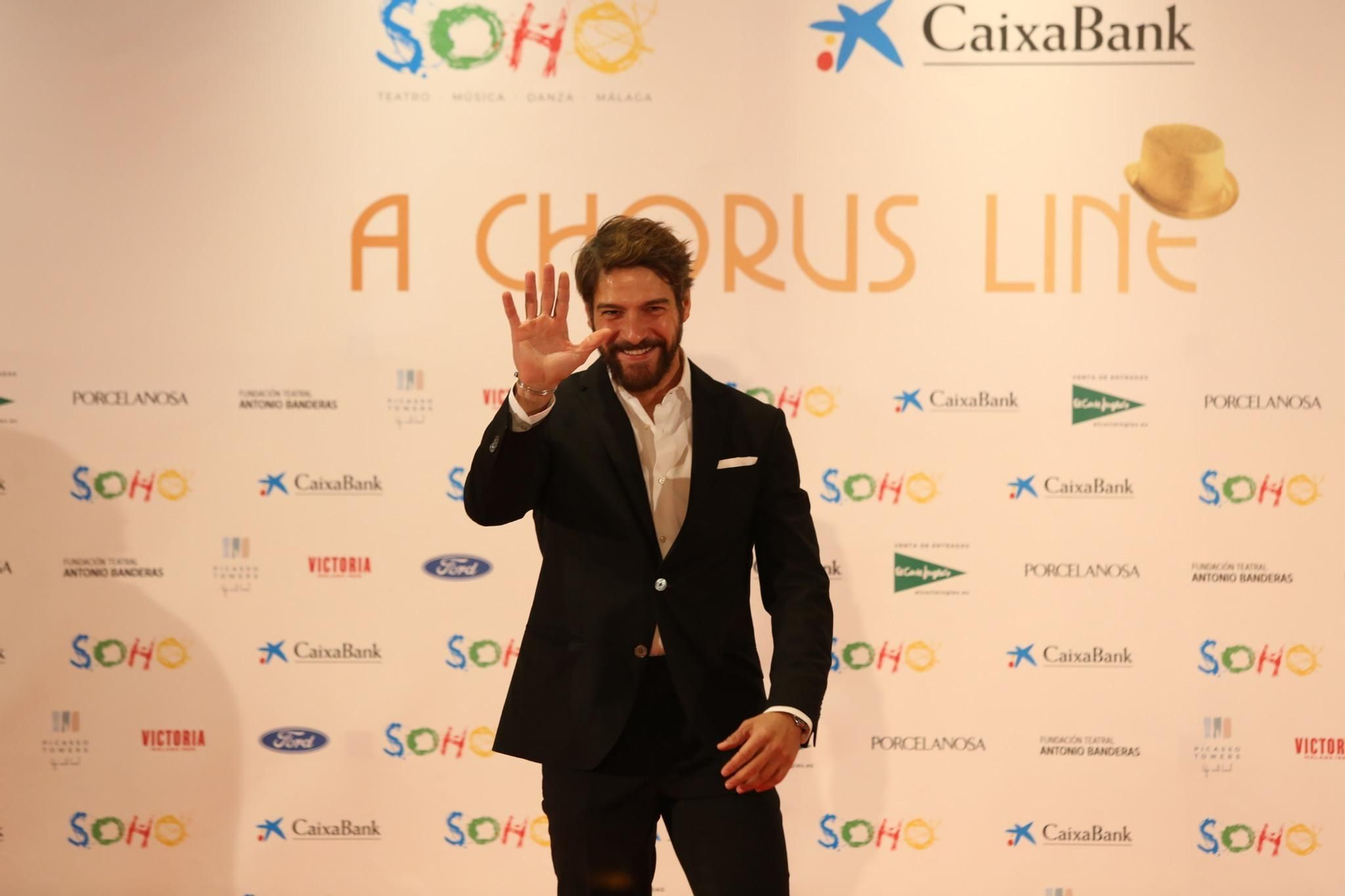 La alfombra roja de la inauguración del Teatro del Soho.