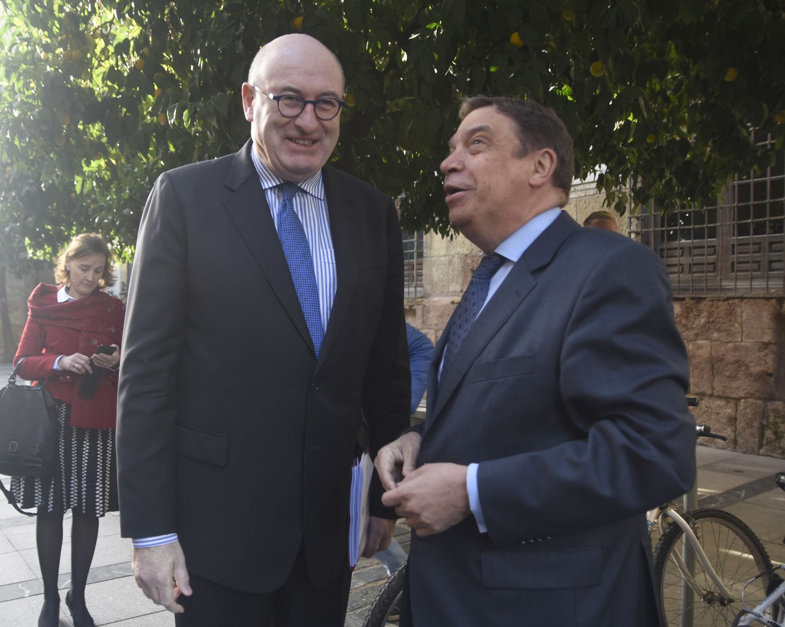 El comisario Hogan con el ministro Zaplana.