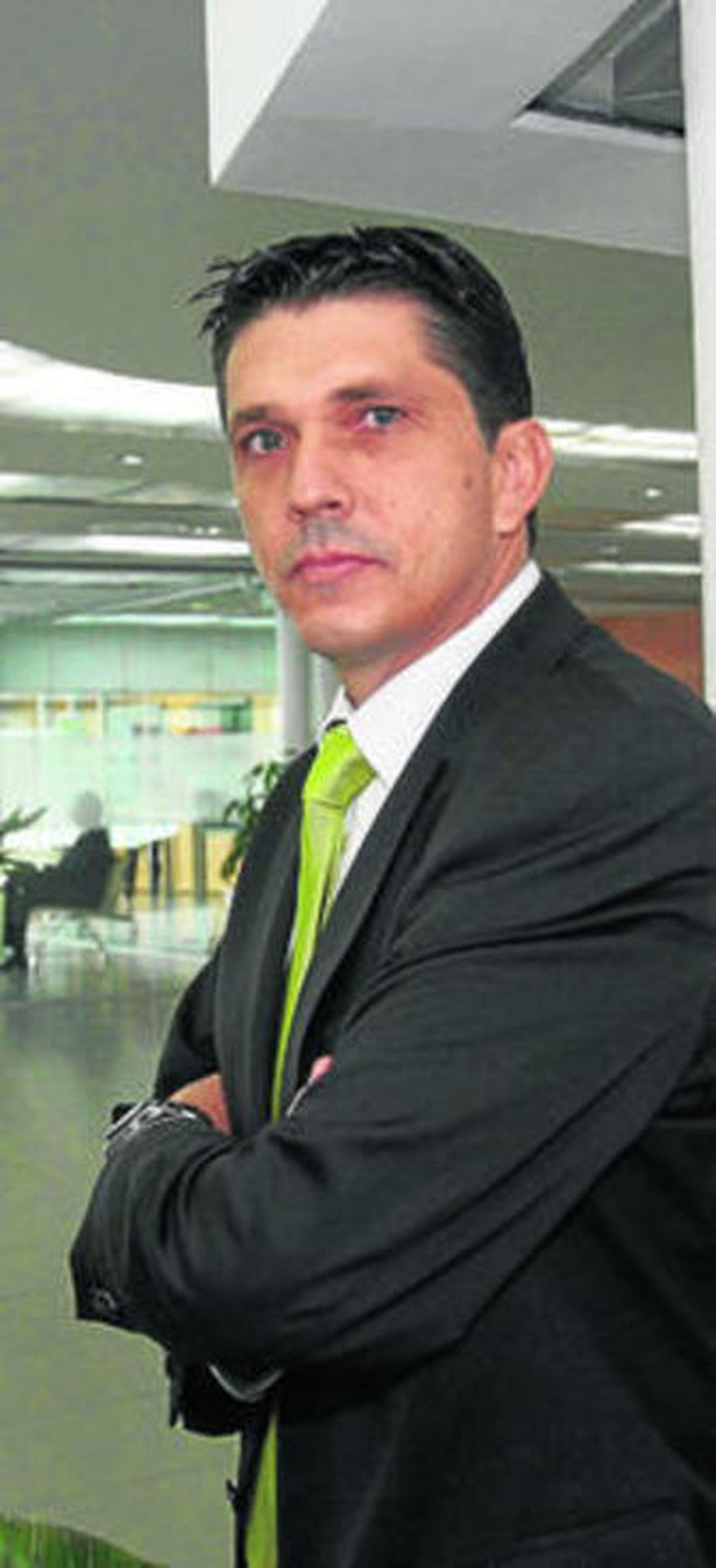 Luis Araque el día de la presentación de la compañía.