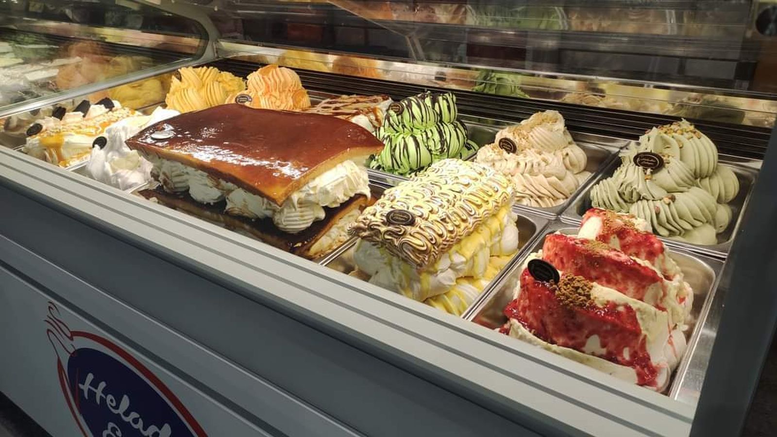 PASTRINIVM donde el arte del pan se une con los mejores dulces artesanales