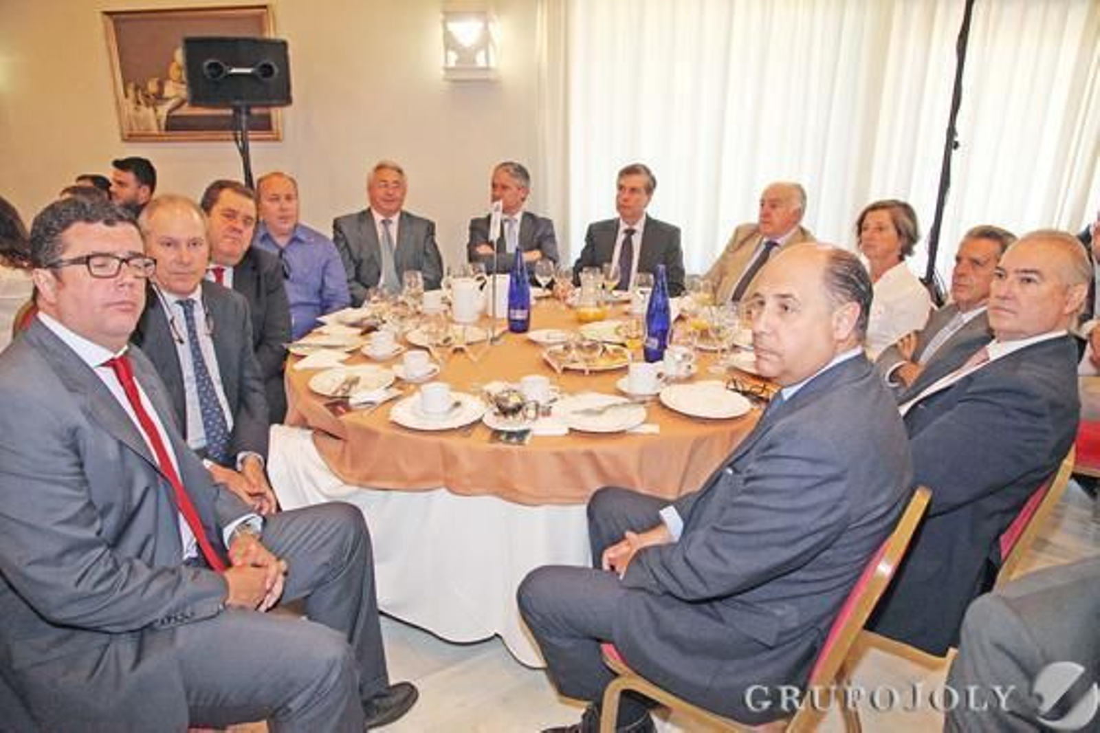José Manuel Martín, José Pérez, Benjamín Sánchez, Miguel González, Agustín Rodríguez, Mauricio González, Juan Luis Sierra, Adela Rebuelta, Rafael García, Enrique Pérez Barbadillo, Víctor Vélez y Tomás Mantaras.

Foto: Pascual · Vanesa Lobo