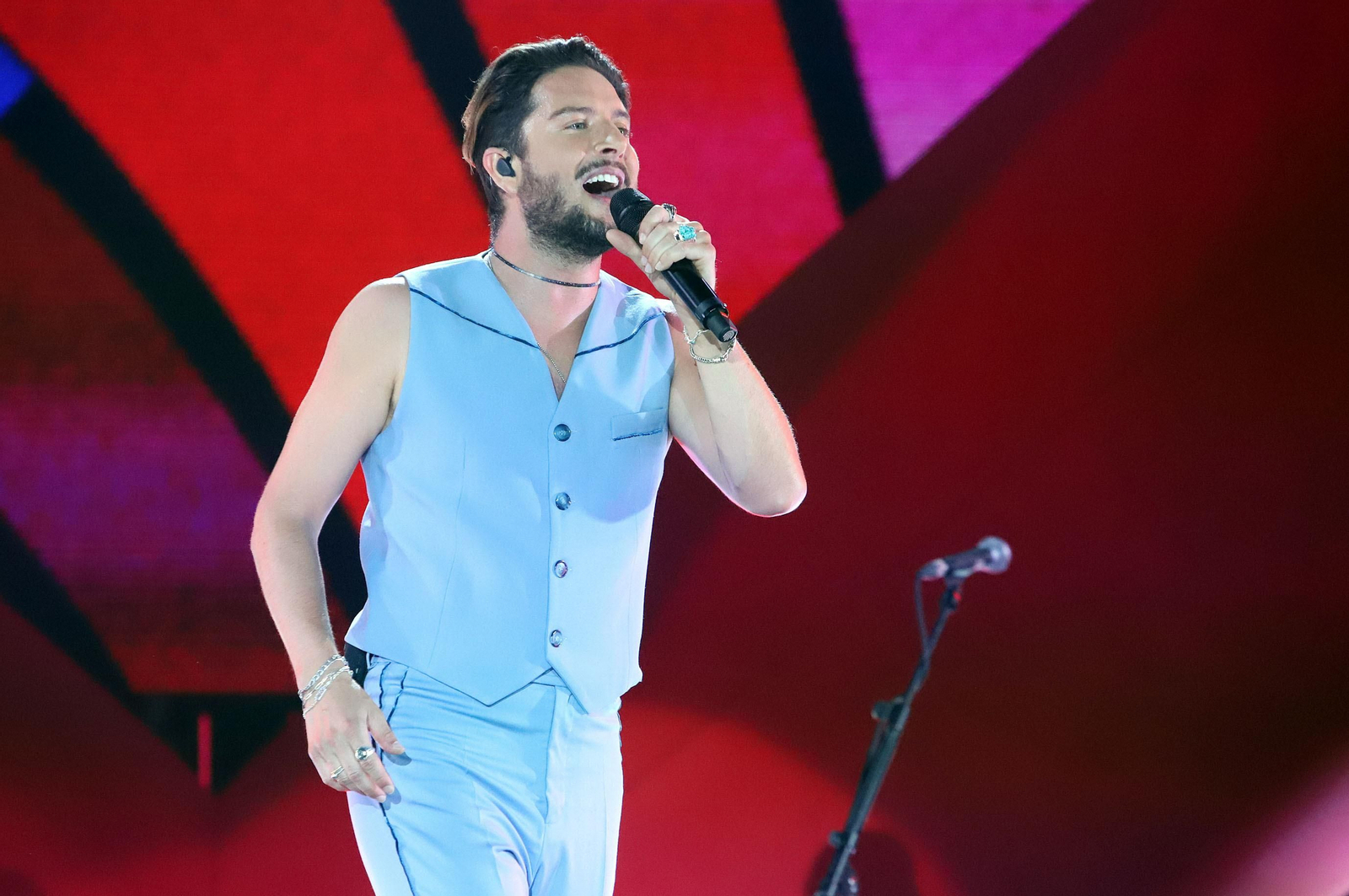 Las mejores imágenes de Manuel Carrasco en su concierto en Huelva