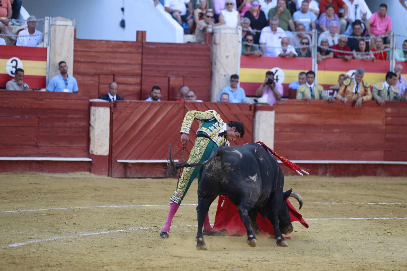 Imágenes de la corrida de toros del jueves en la Feria de Almería 2024