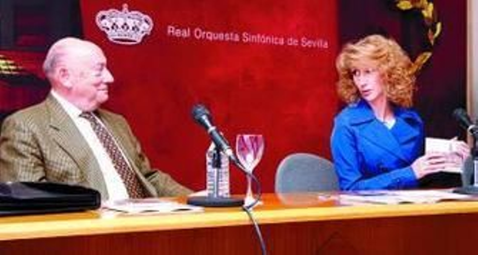 Luis Izquierdo y Maribel Montaño, ayer, en el Maestranza.