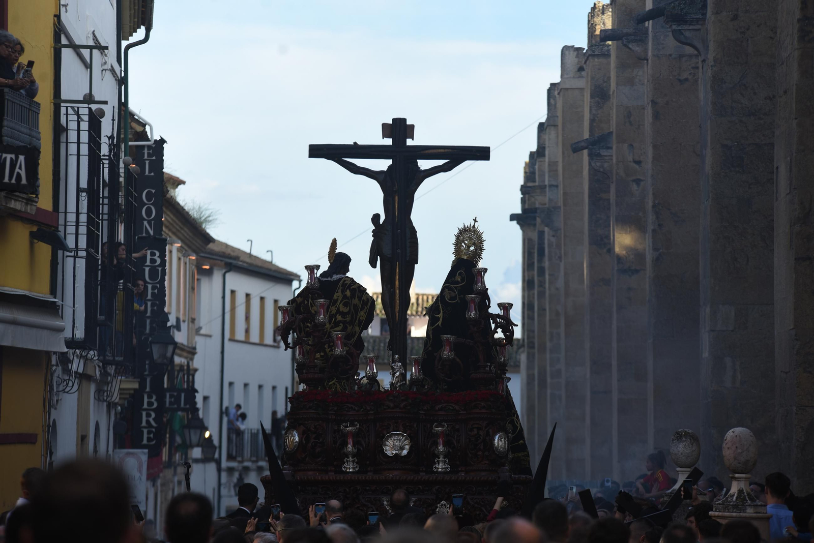 La procesión de las Penas de Santiago en este Domingo de Ramos de Córdoba