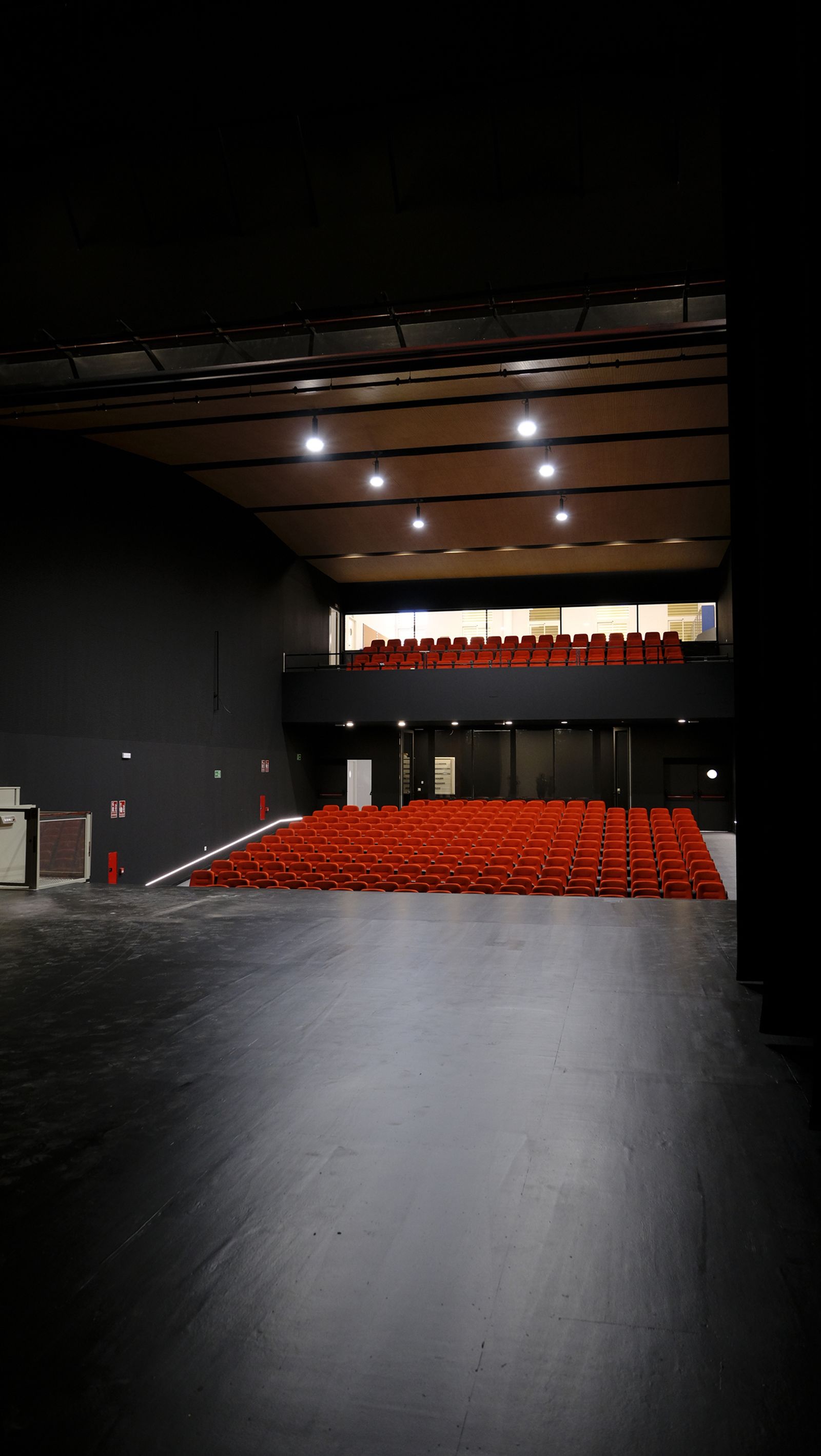 El nuevo Conservatorio Profesional de Danza Kina Jiménez, abre sus puertas