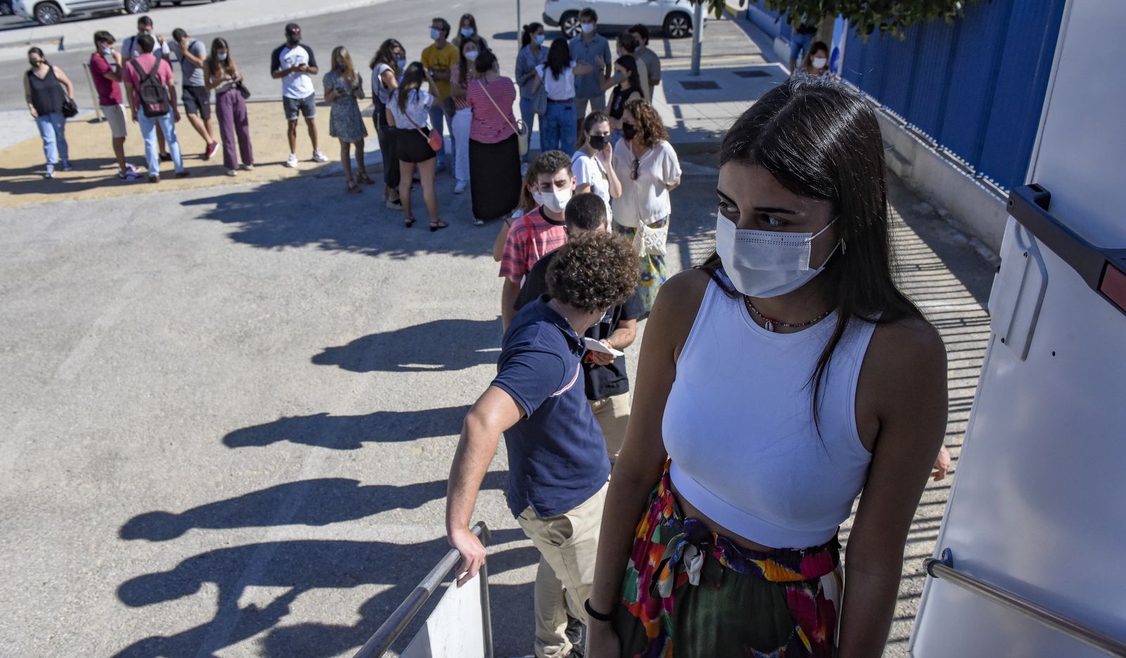 La vacunación contra el Covid a alumnos Erasmus de la Loyola, en imágenes