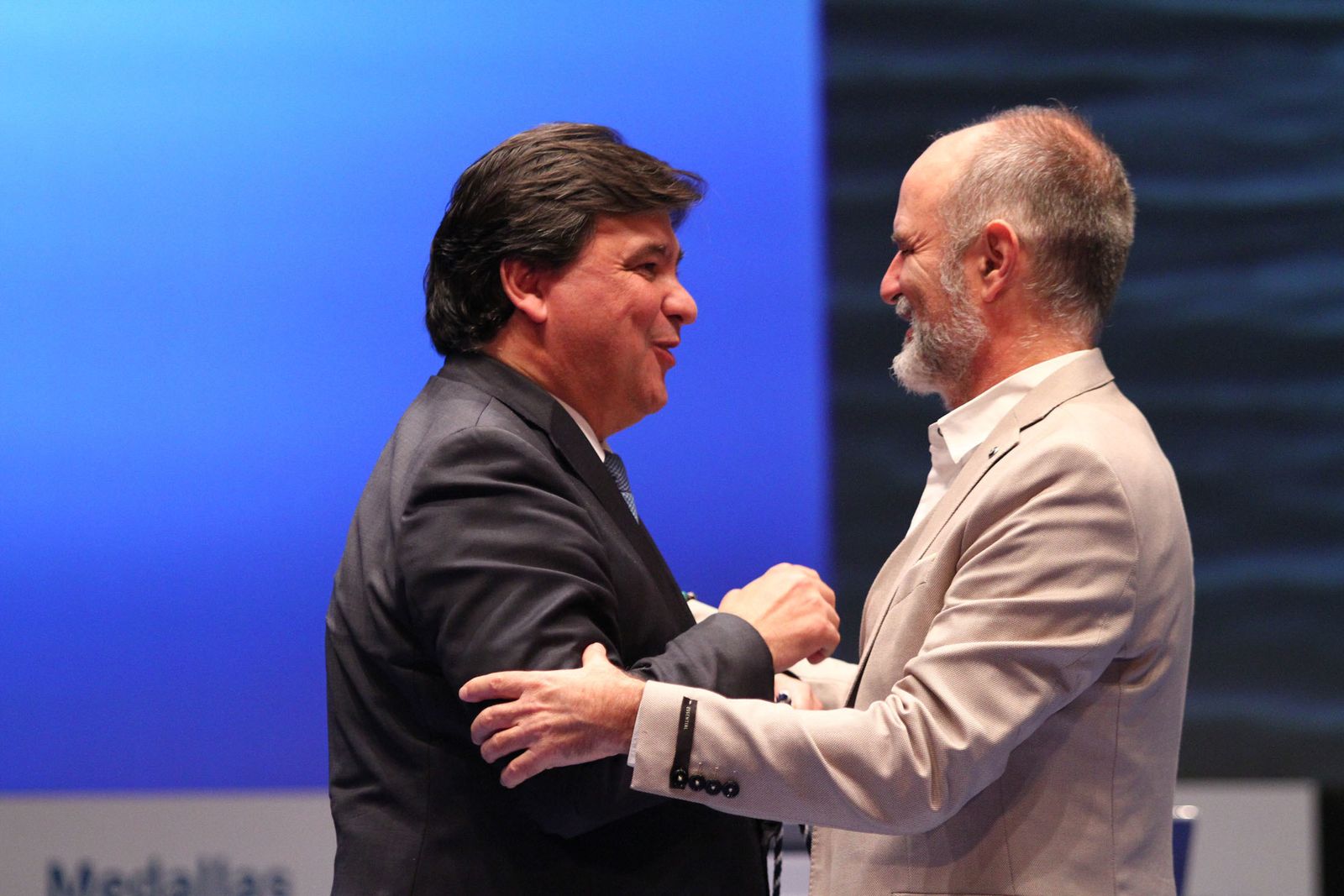 Imágenes de la entrega de las medallas de Huelva