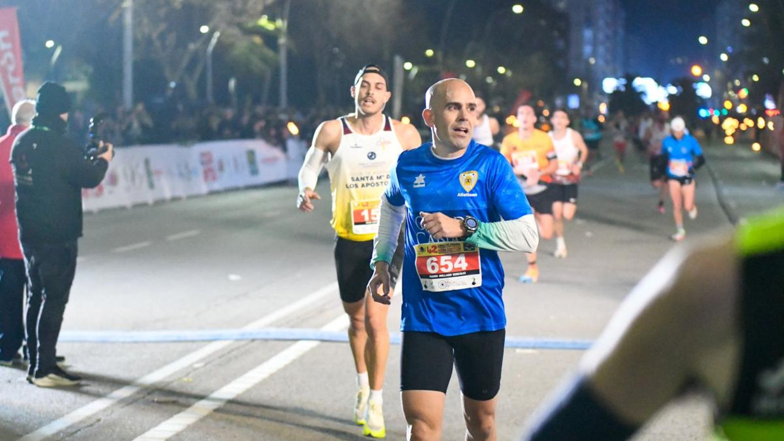 En imágenes: búscate en tu llegada a meta de la Carrera de San Antón 2025 (1)