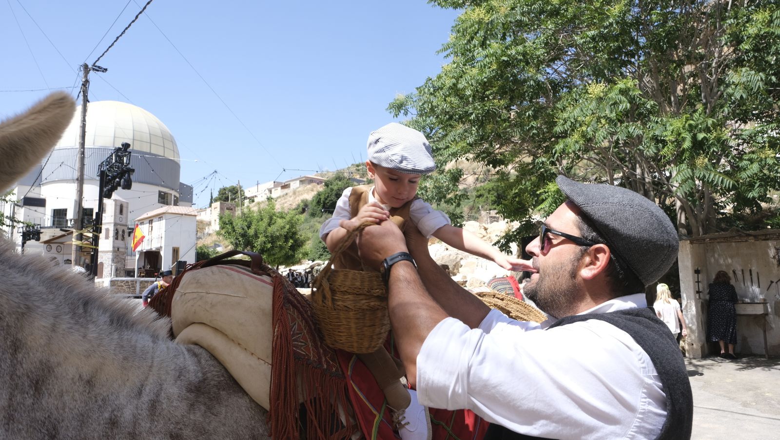 Imágenes de la recreación histórica Canteros y Caciques de Macael