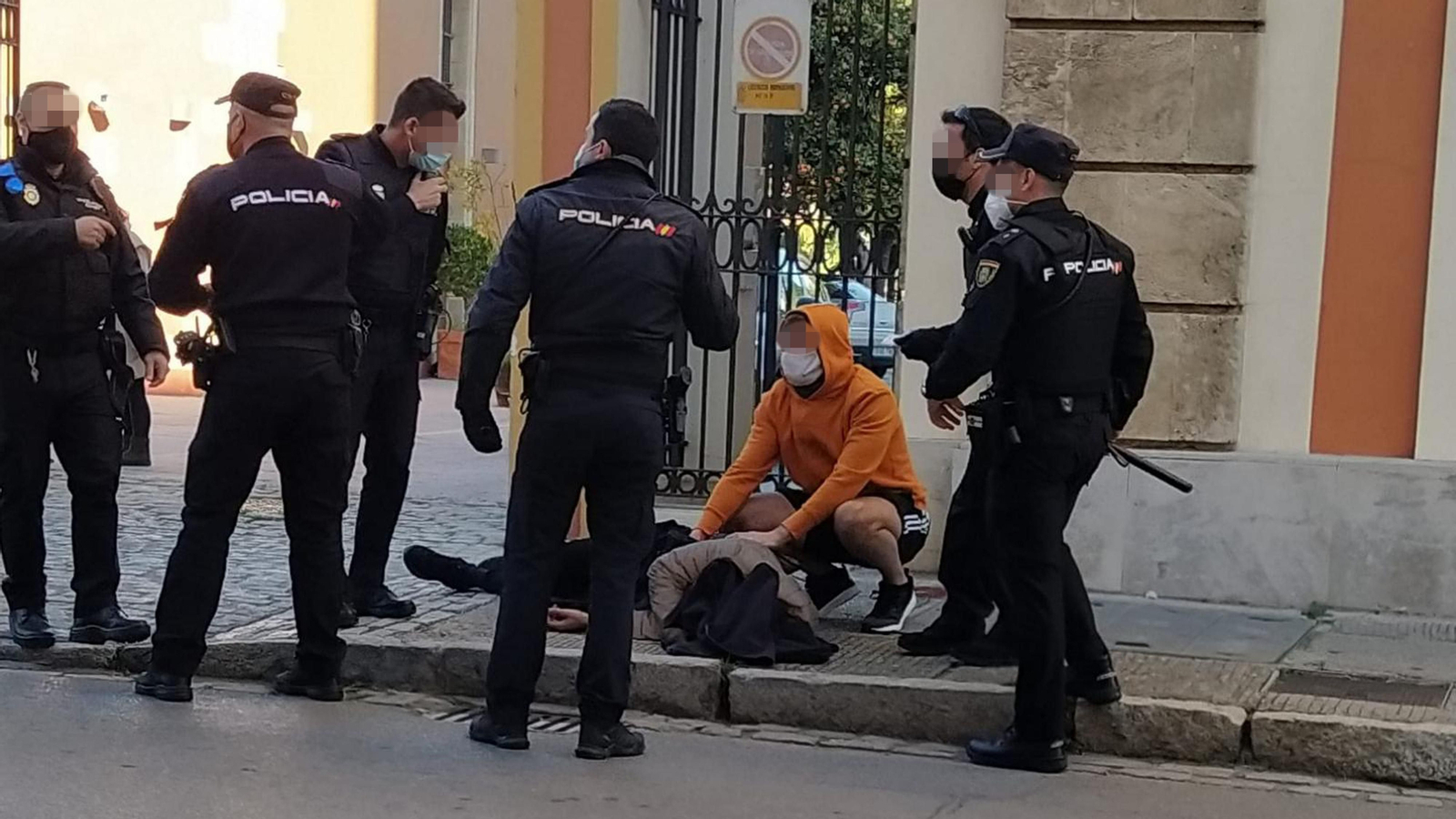 Imágenes del apuñalamiento en Jerez