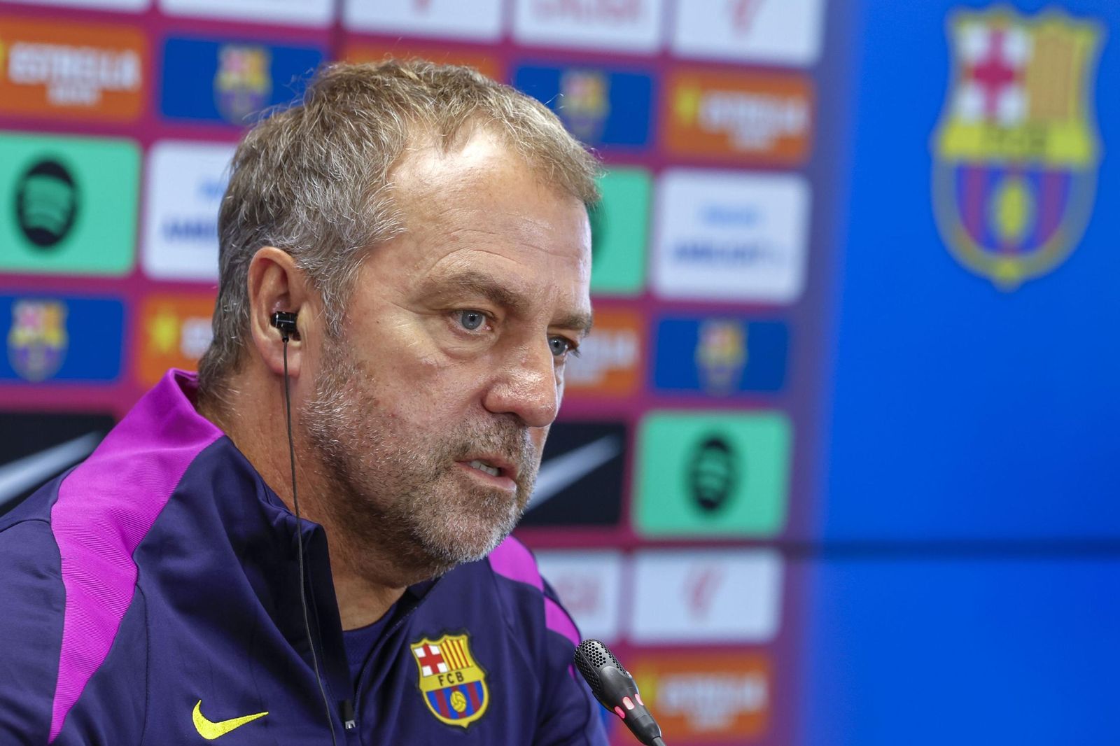 Rueda de prensa de Hansi Flick antes de viajar a Sevilla.