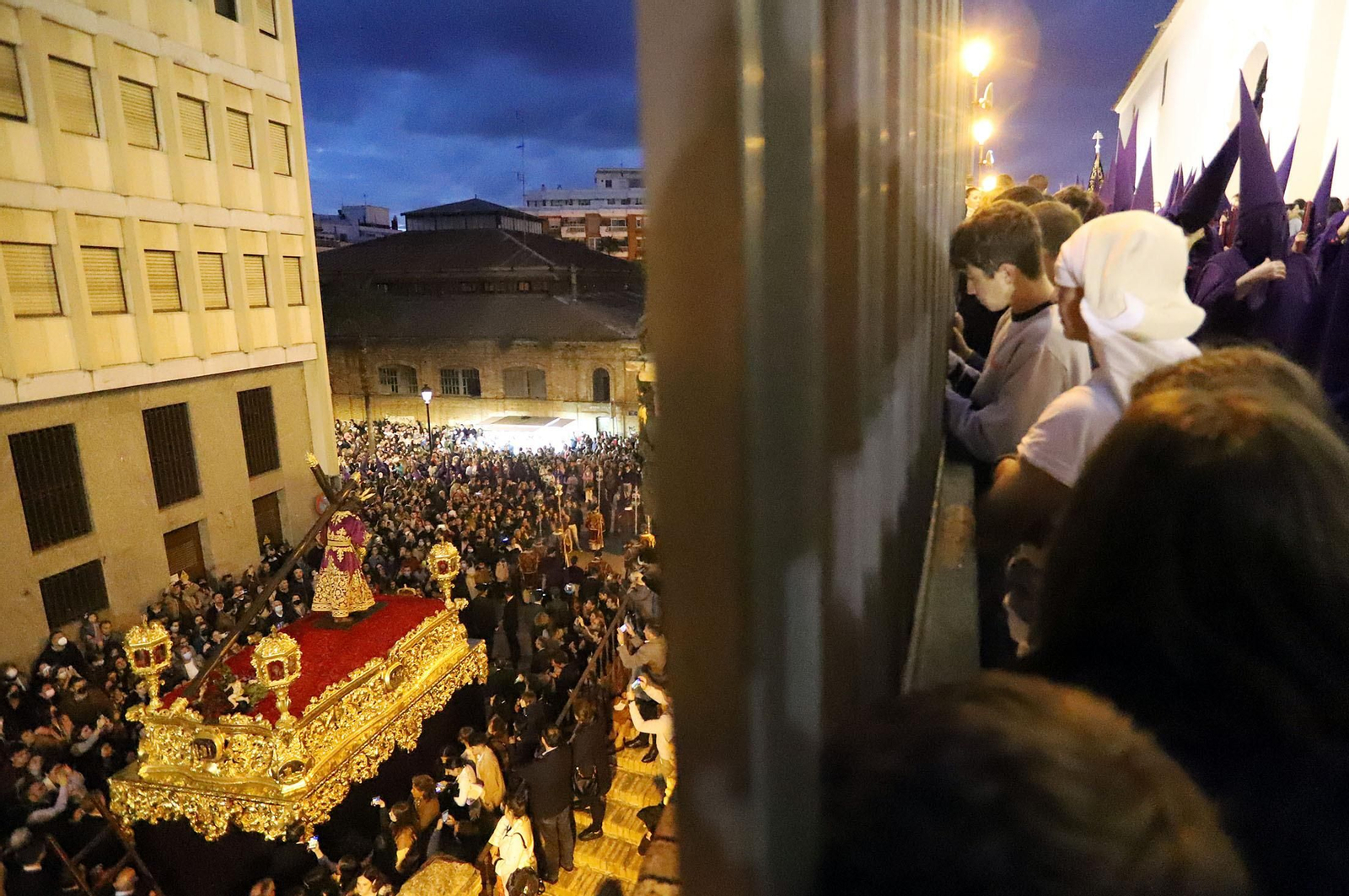Las mejores imágenes del Martes Santo en Huelva