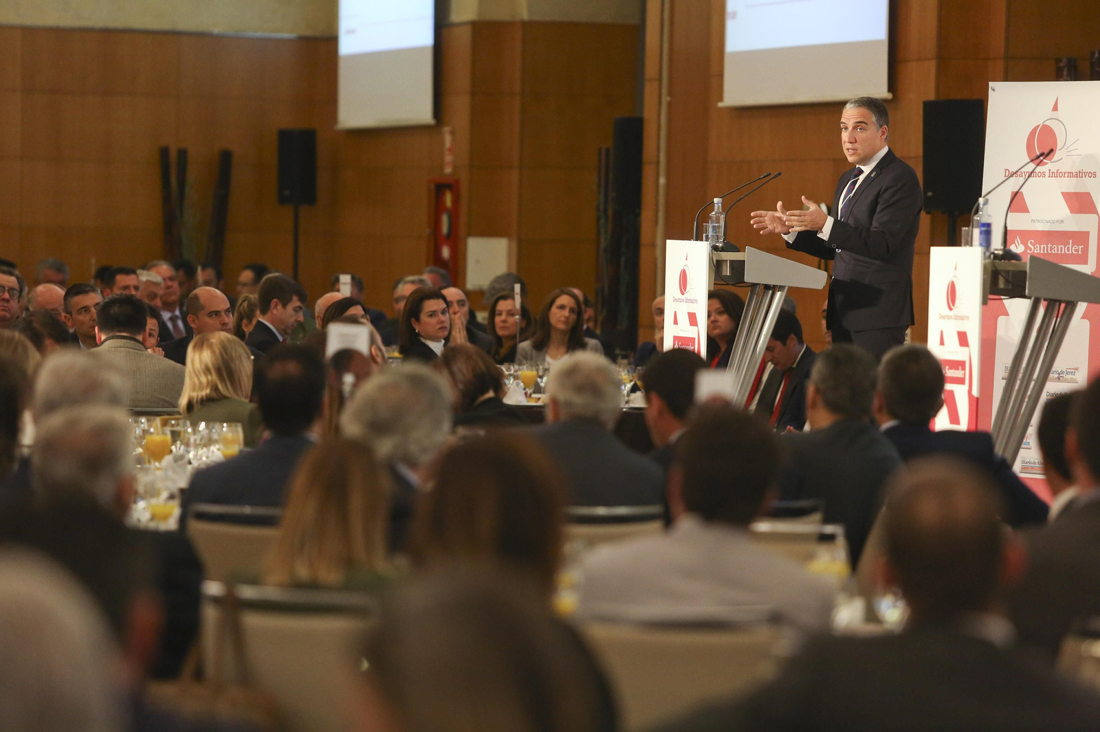 Foro Joly con Elías Bendodo