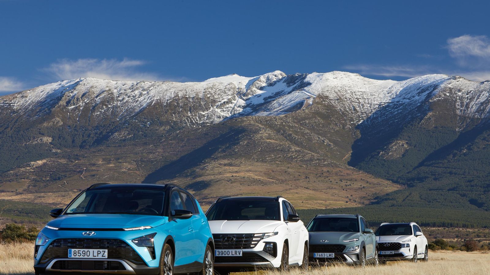 Con Bayon y Kona Hyundai tiene representación entre los SUV de menor tamaño y con el Tucson en el segmento más popular, el de los compactos; defendiendo el Santa Fe a la marca en el de los de mayor tamaño.