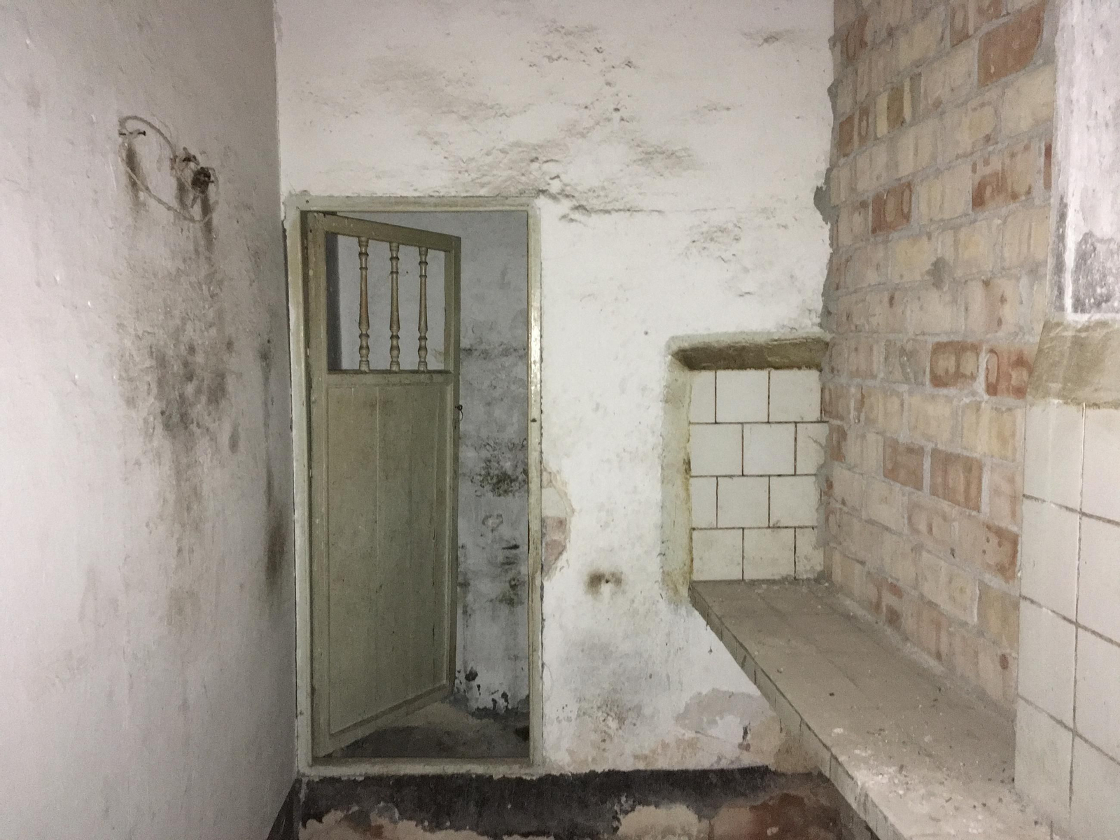 Descubre el interior del Hotel Reuma de Granada: así está el edificio que se convertirá en centro de interpretación de la Alhambra