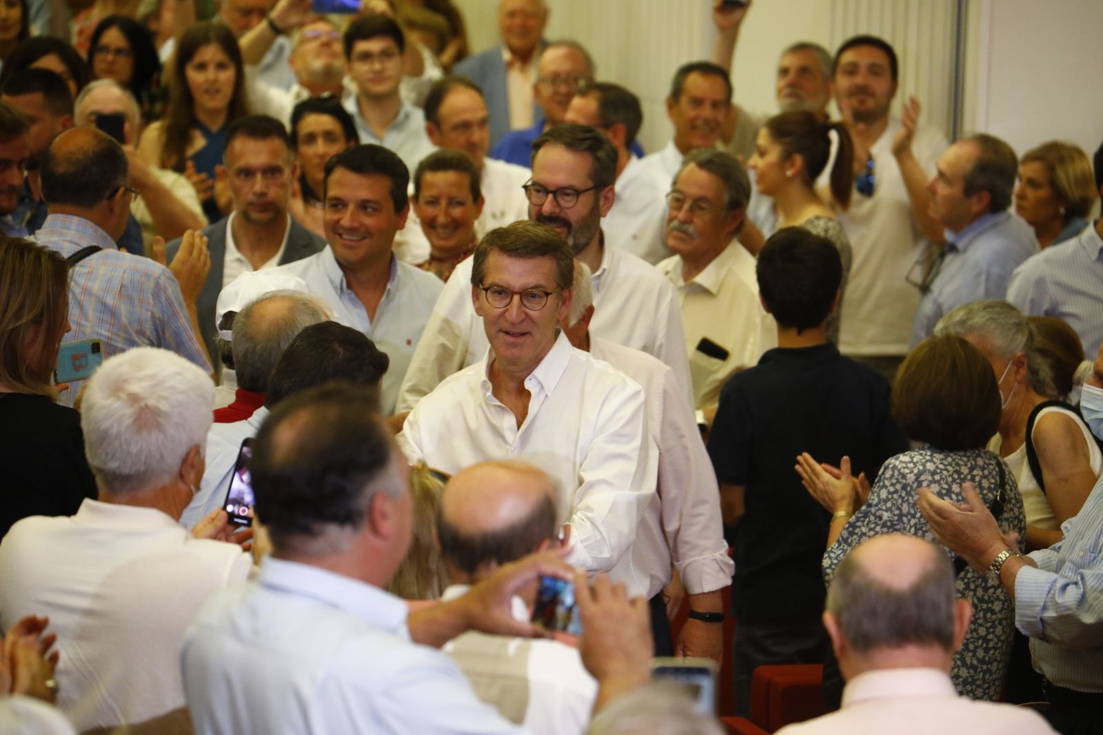 La visita de Núñez-Feijóo a Córdoba, en imágenes