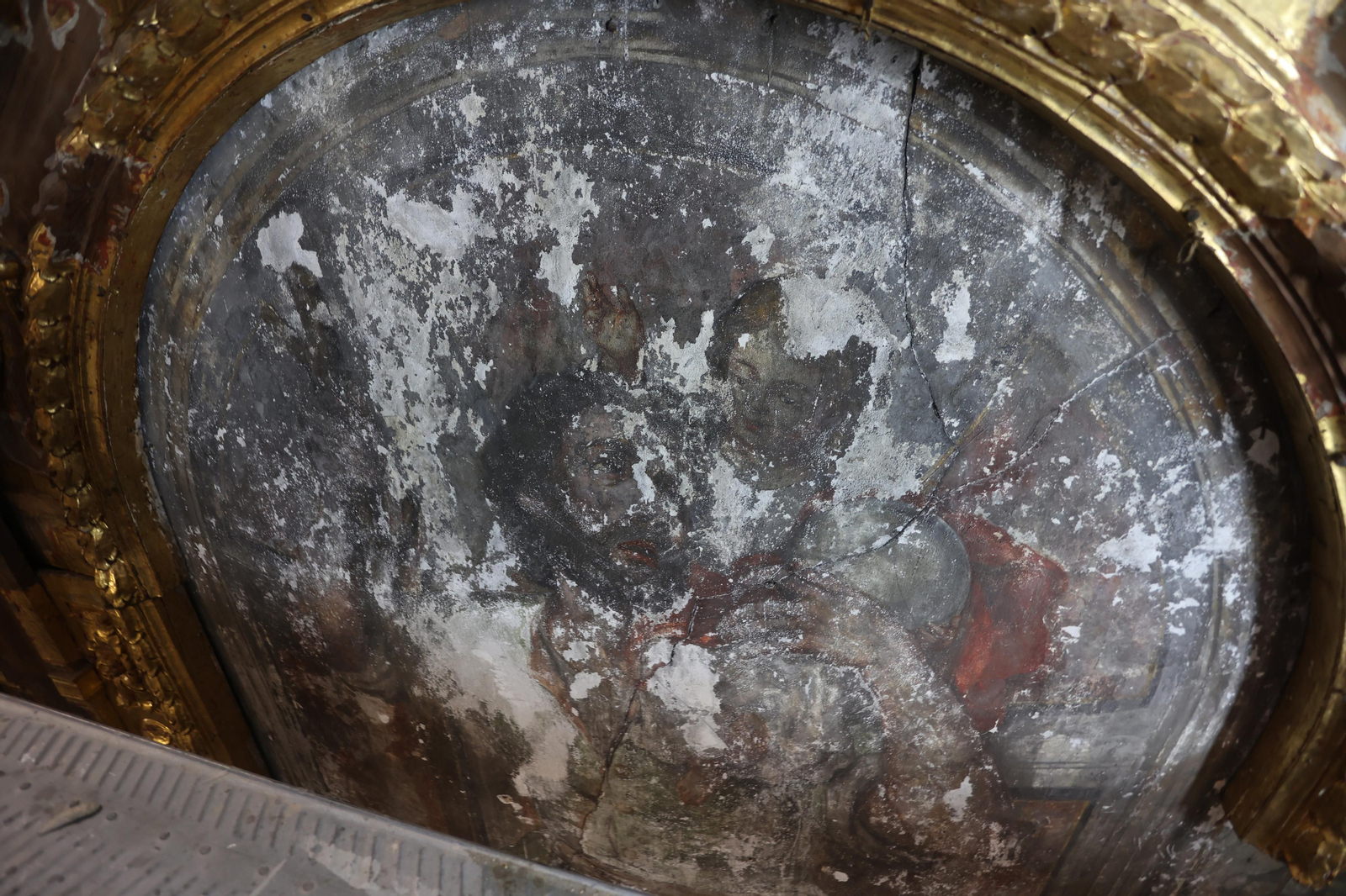 Restauración de las pinturas murales de la Iglesia de la Magdalena