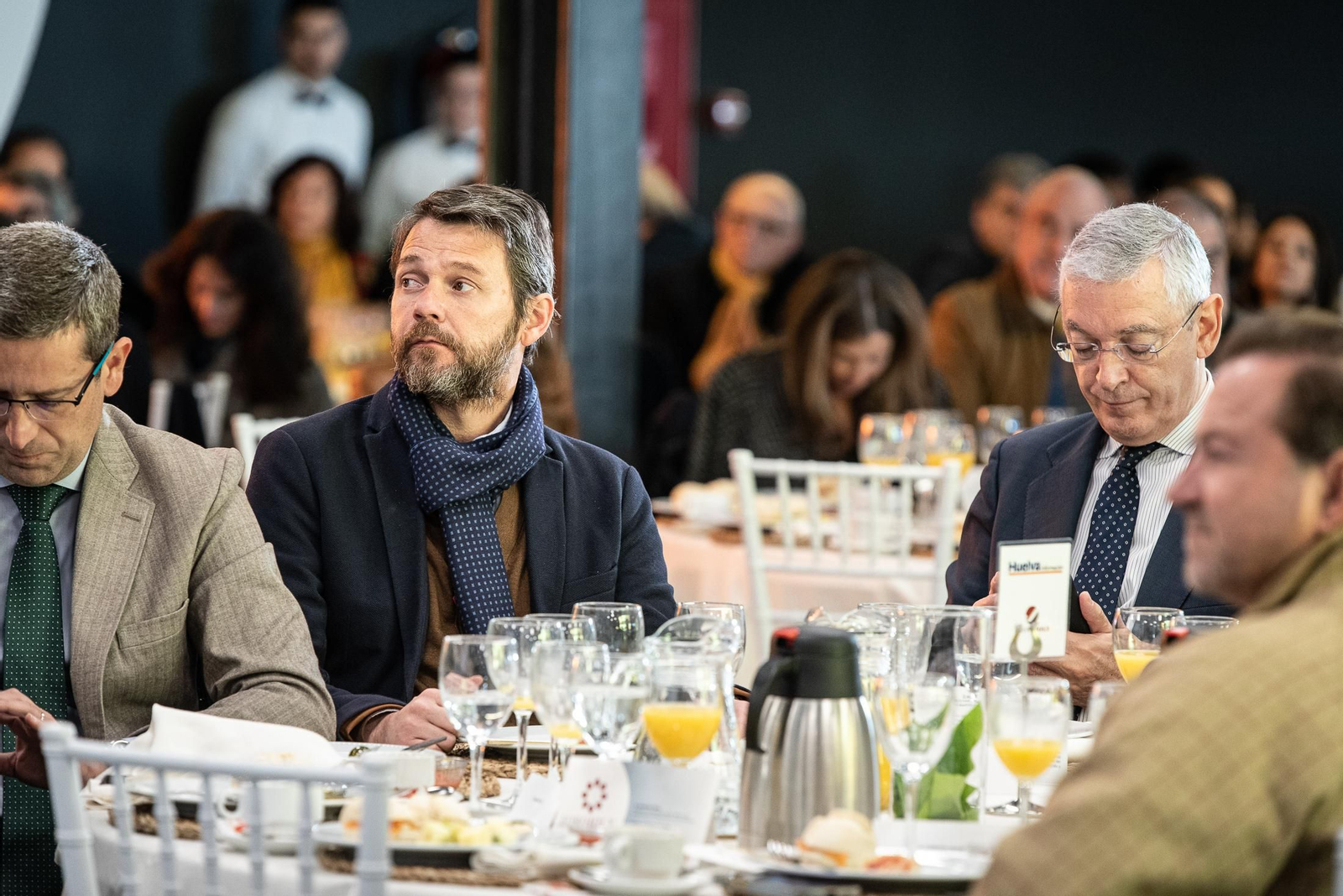 Imágenes de los invitados a la conferencia y desayuno-coloquio con Antonio Sanz en el Foro Joly Andalucía