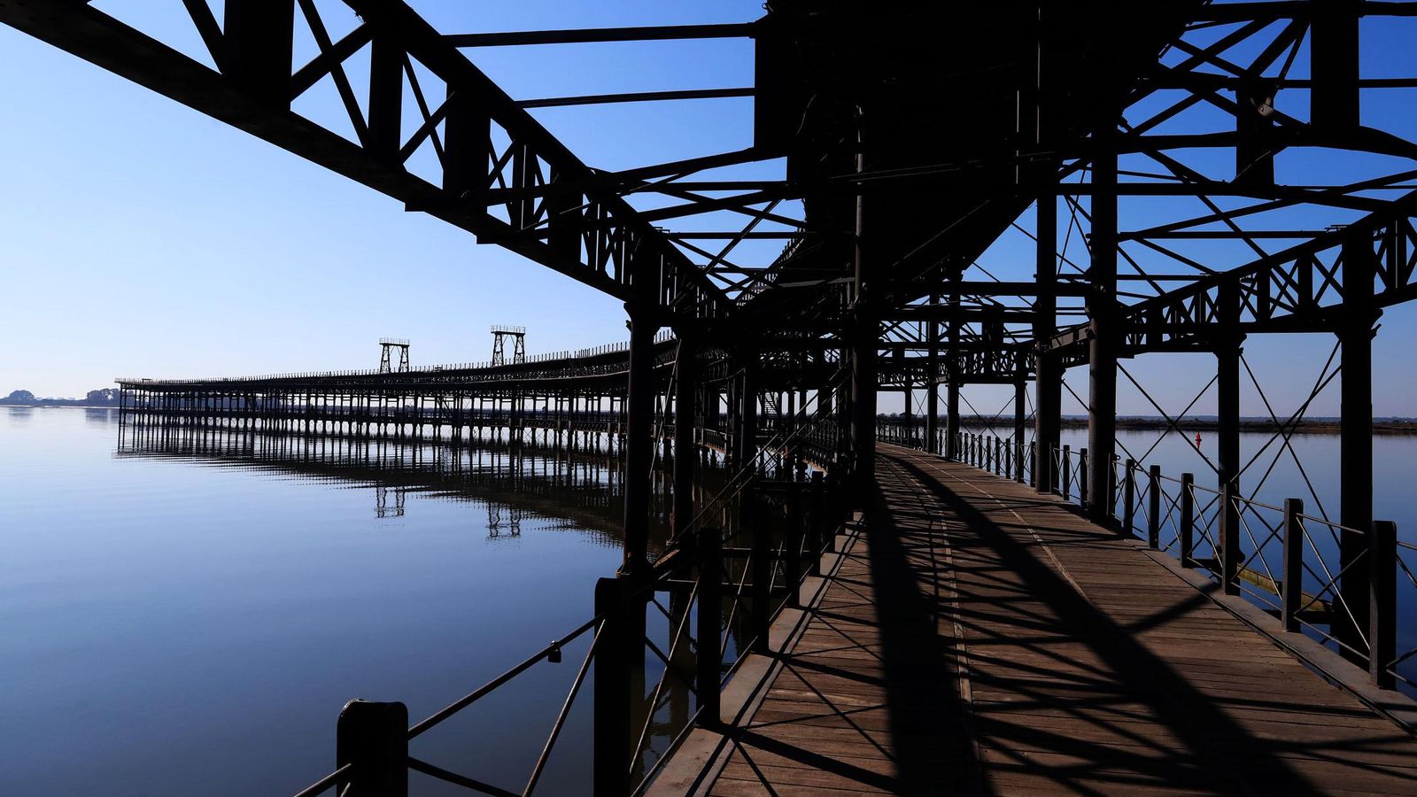 Muelle de la Rio Tinto