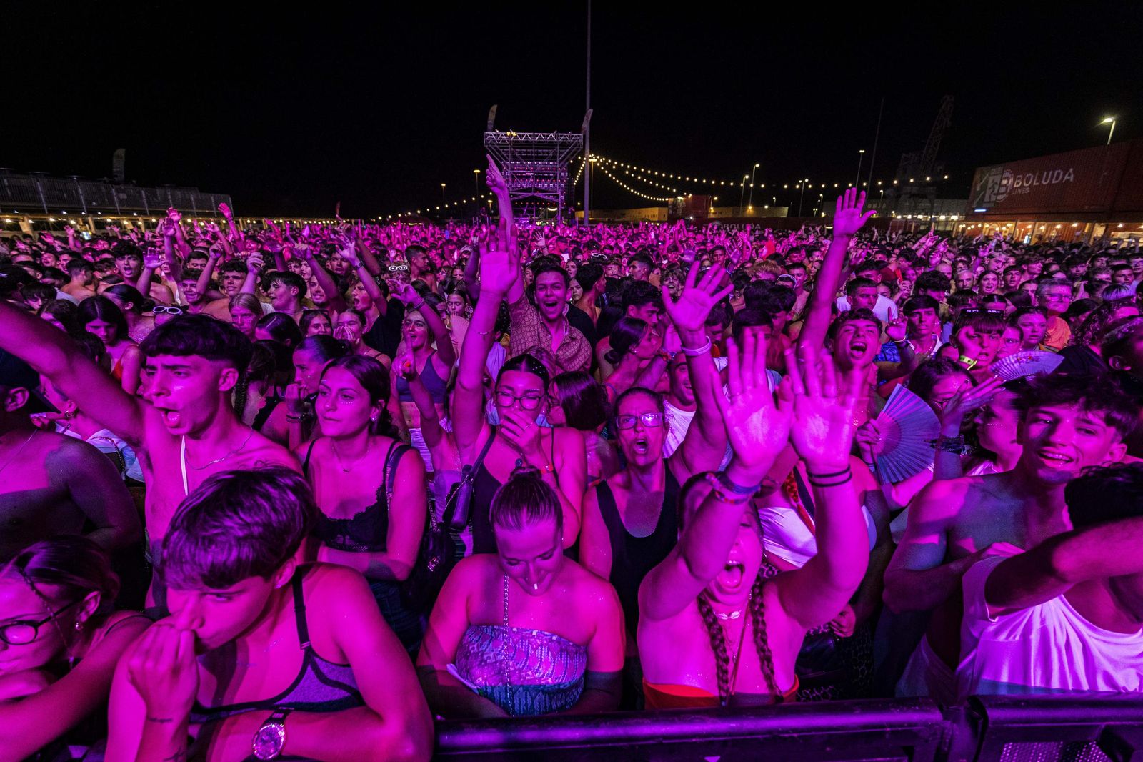 Búscate en el concierto de Omar Montes, Melqui, Ptazeta y Envi en Cádiz