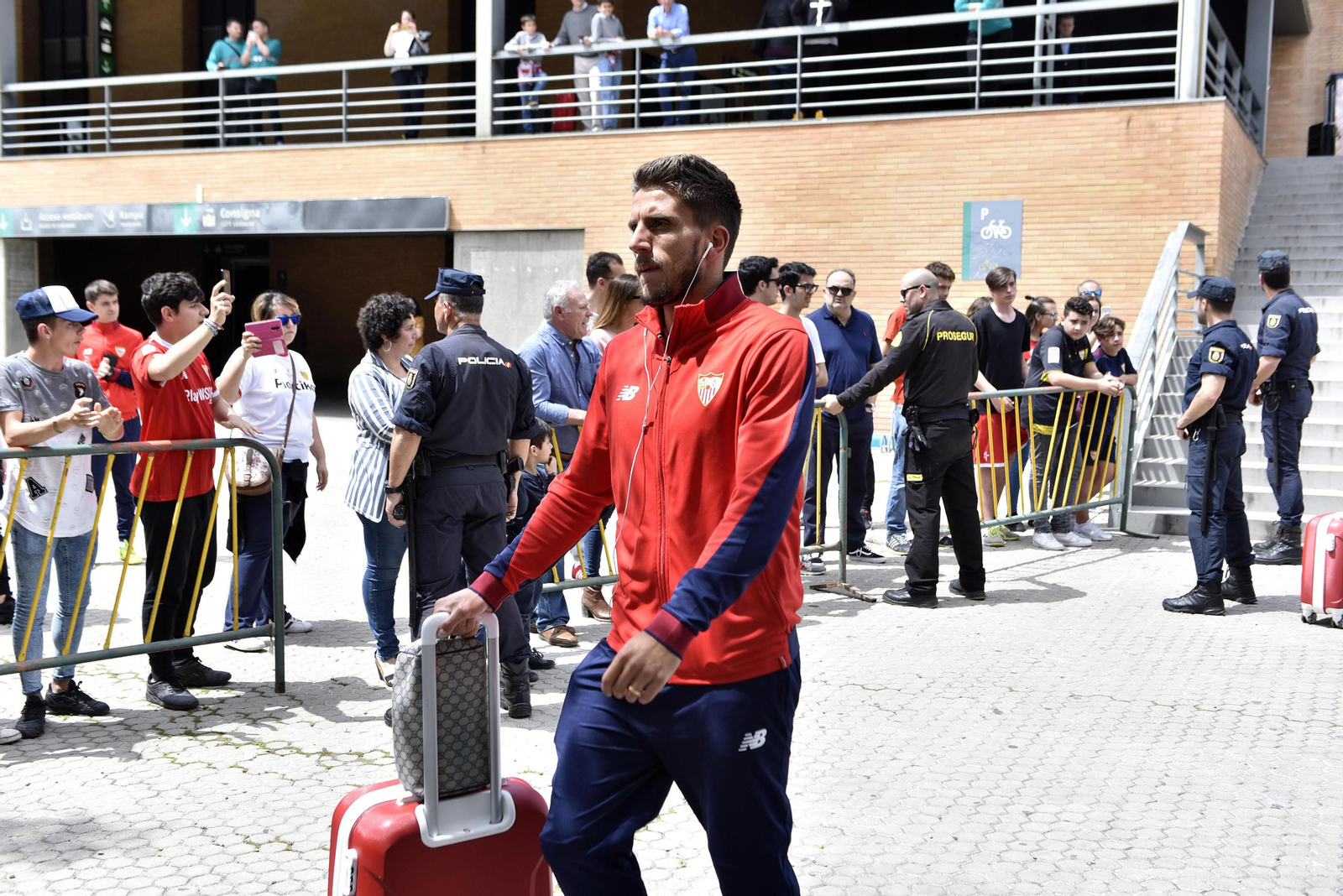 Las imágenes de la llegada del Sevilla