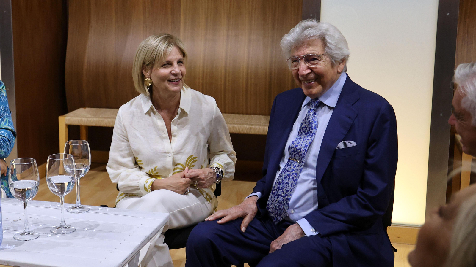 Manuel Alejandro recibe el premio Jerezano del Año del Rotary Club Jerez