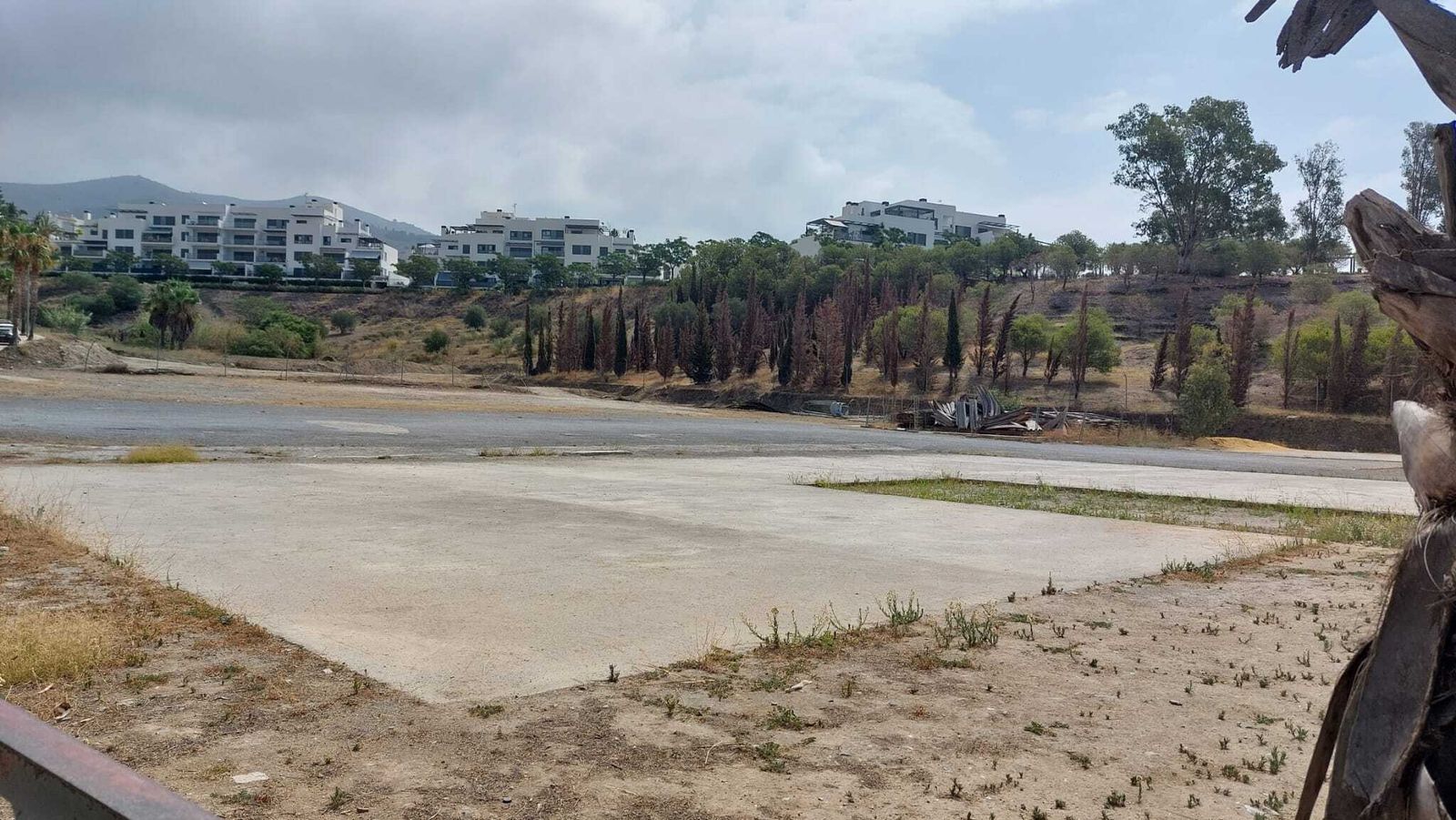 Almuñécar habilita  un aparcamiento de 200 plazas junto al parque El Pozuelo