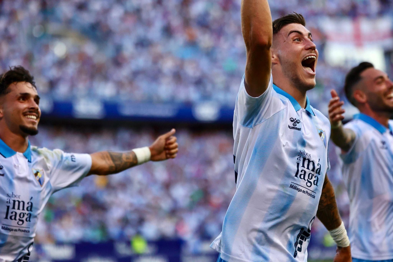 Así fue el gol de Roberto que dio al Málaga CF el pase a la final por el ascenso