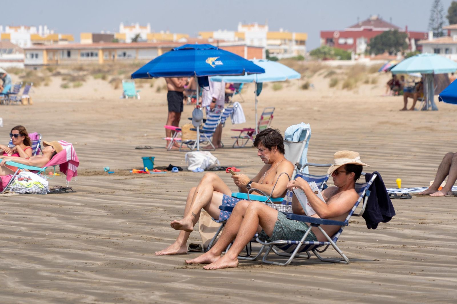 El ambiente de las playas de Huelva el domingo 24 de agosto
