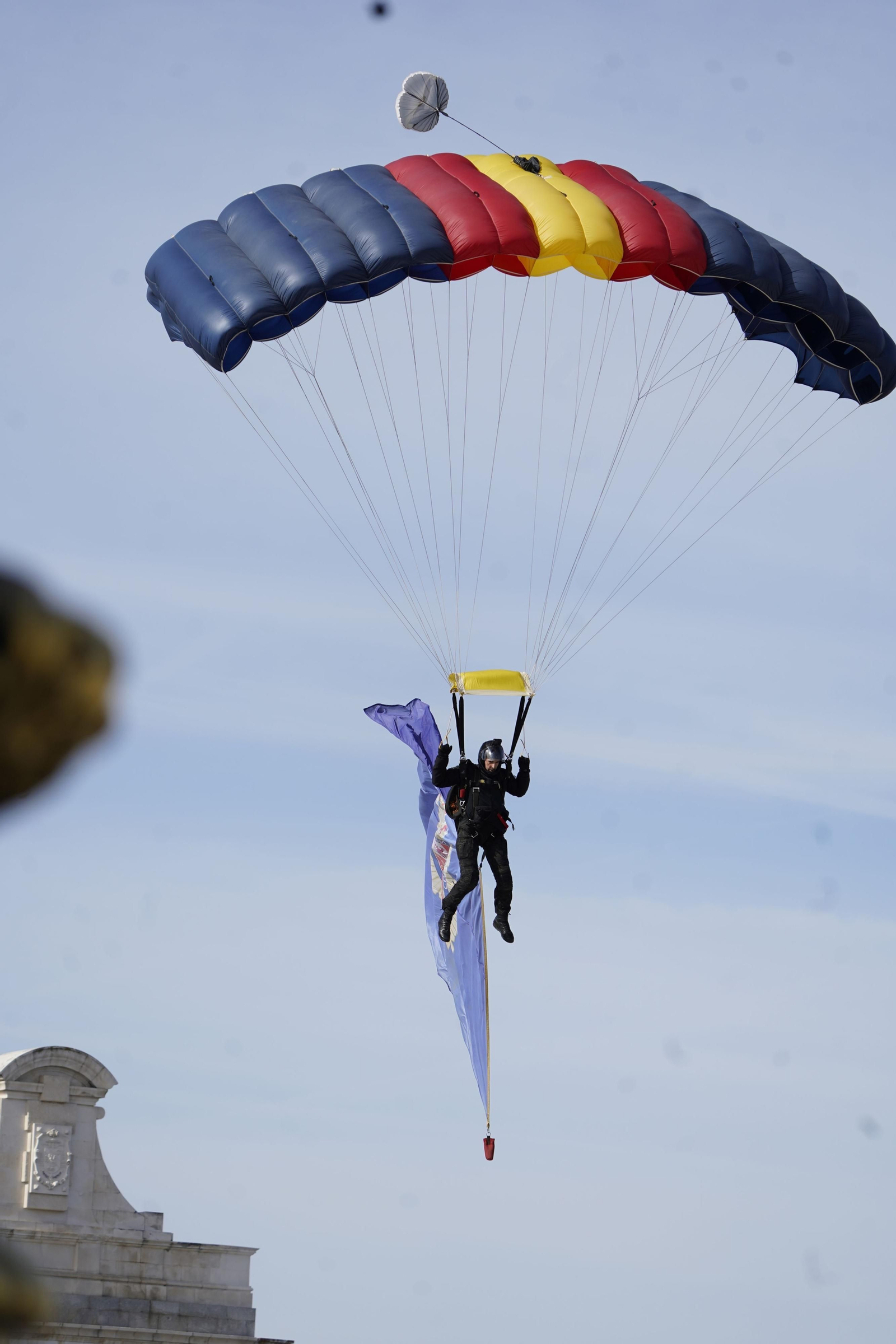 Los Reyes presiden los actos del bicentenario de la Policía Nacional