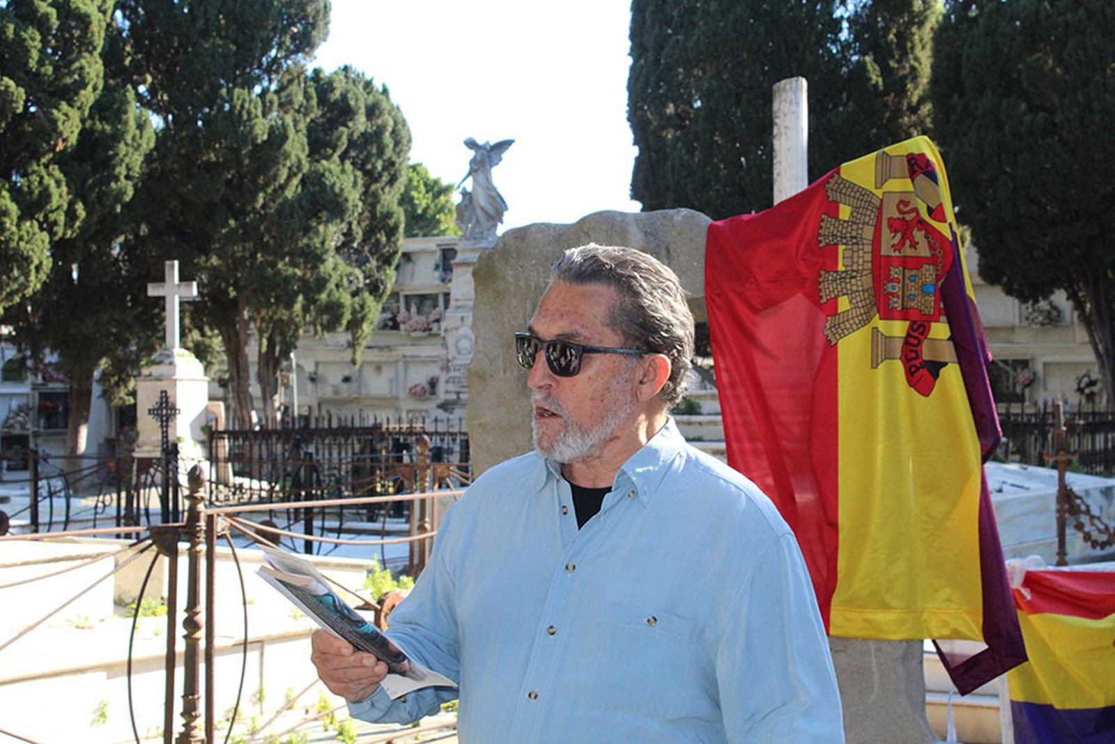El acto celebrado en el cementerio antiguo de Algeciras.
