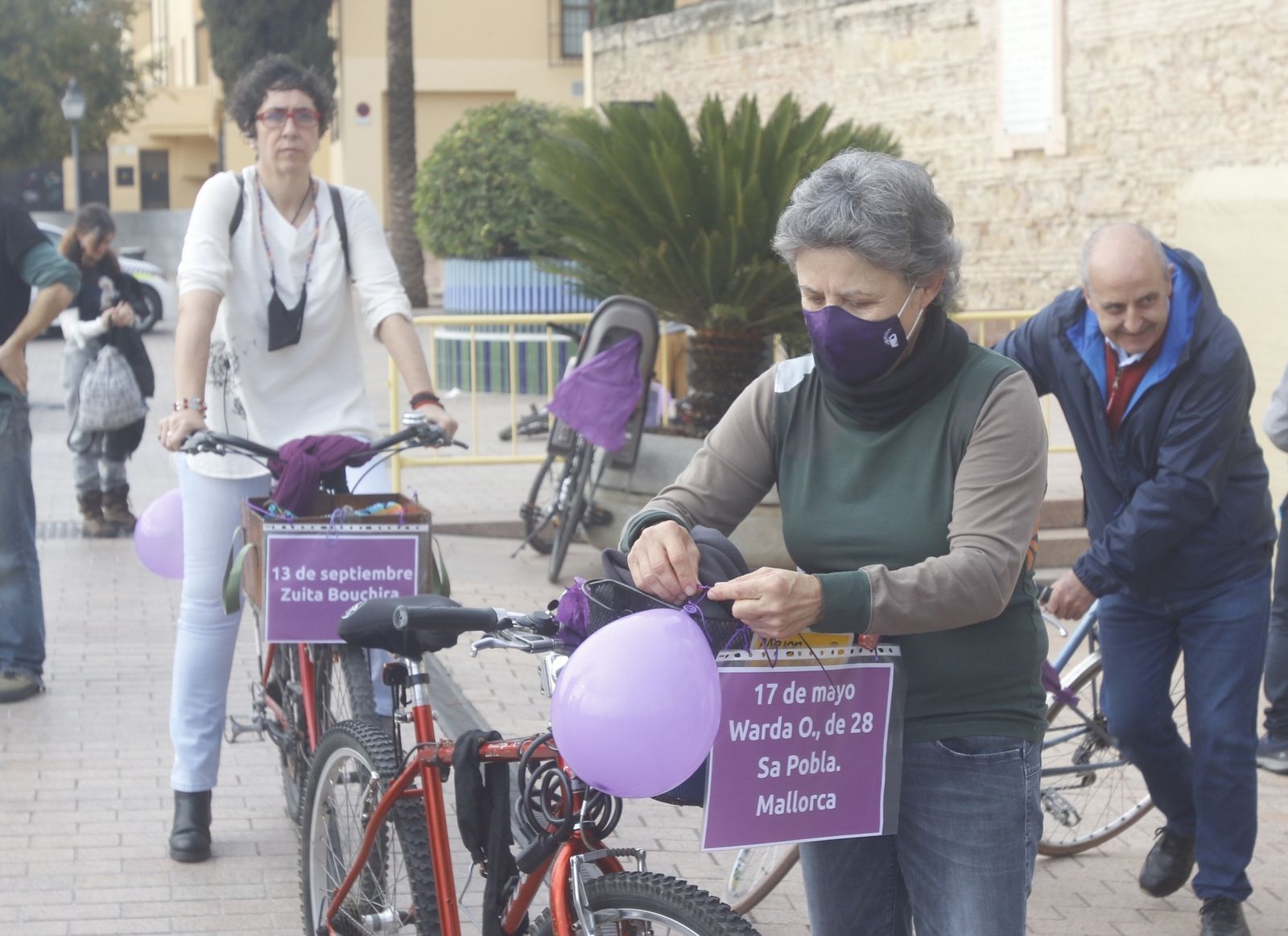 La Marcha En Bici contra la Violencia a las Mujeres en Córdoba, en fotografías