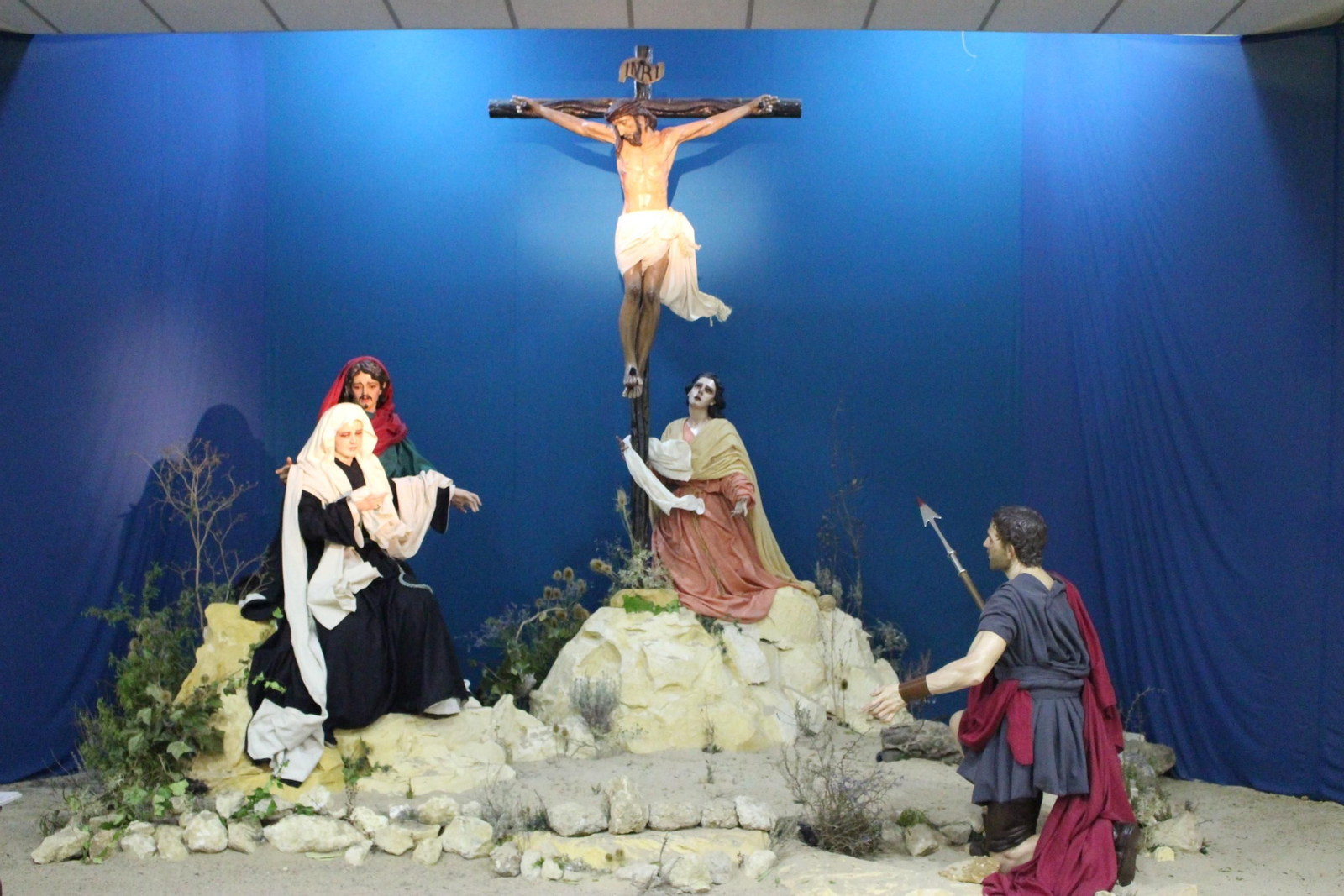 2016. Un especial altar de culto creado por los hermanos