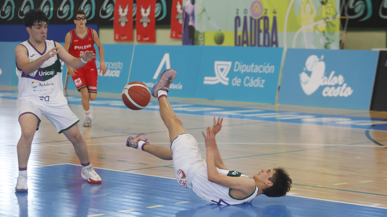 Las fotos de las semifinales del Cadeba infantil masculino de La Línea