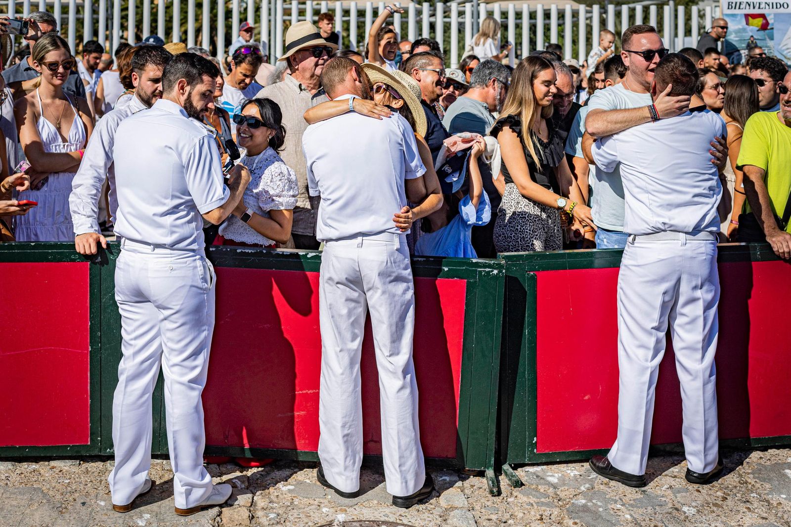Las imágenes de la llegada del 'Juan Sebastián de Elcano' a Cádiz