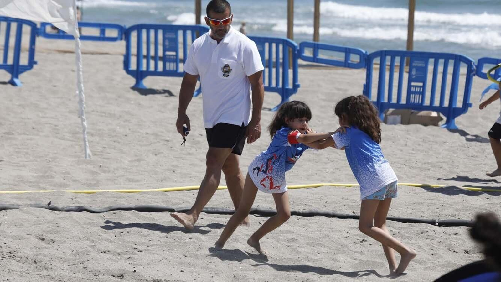 Las fotos del Campeonato y Liga de Andalucía de Lucha Playa