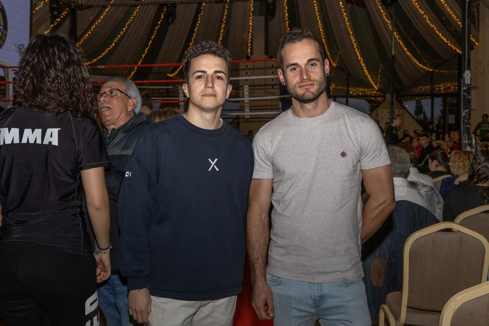 El boxeo solidario de la VI velada White Collar Boxing cautiva al público de Jaén