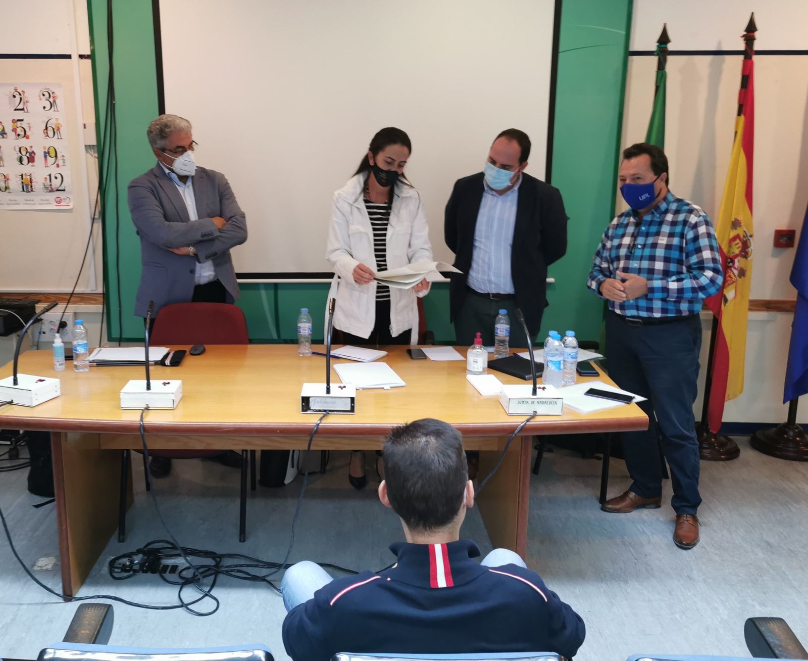 Reunión de la Mesa del Agua con la delegada de Agricultura.