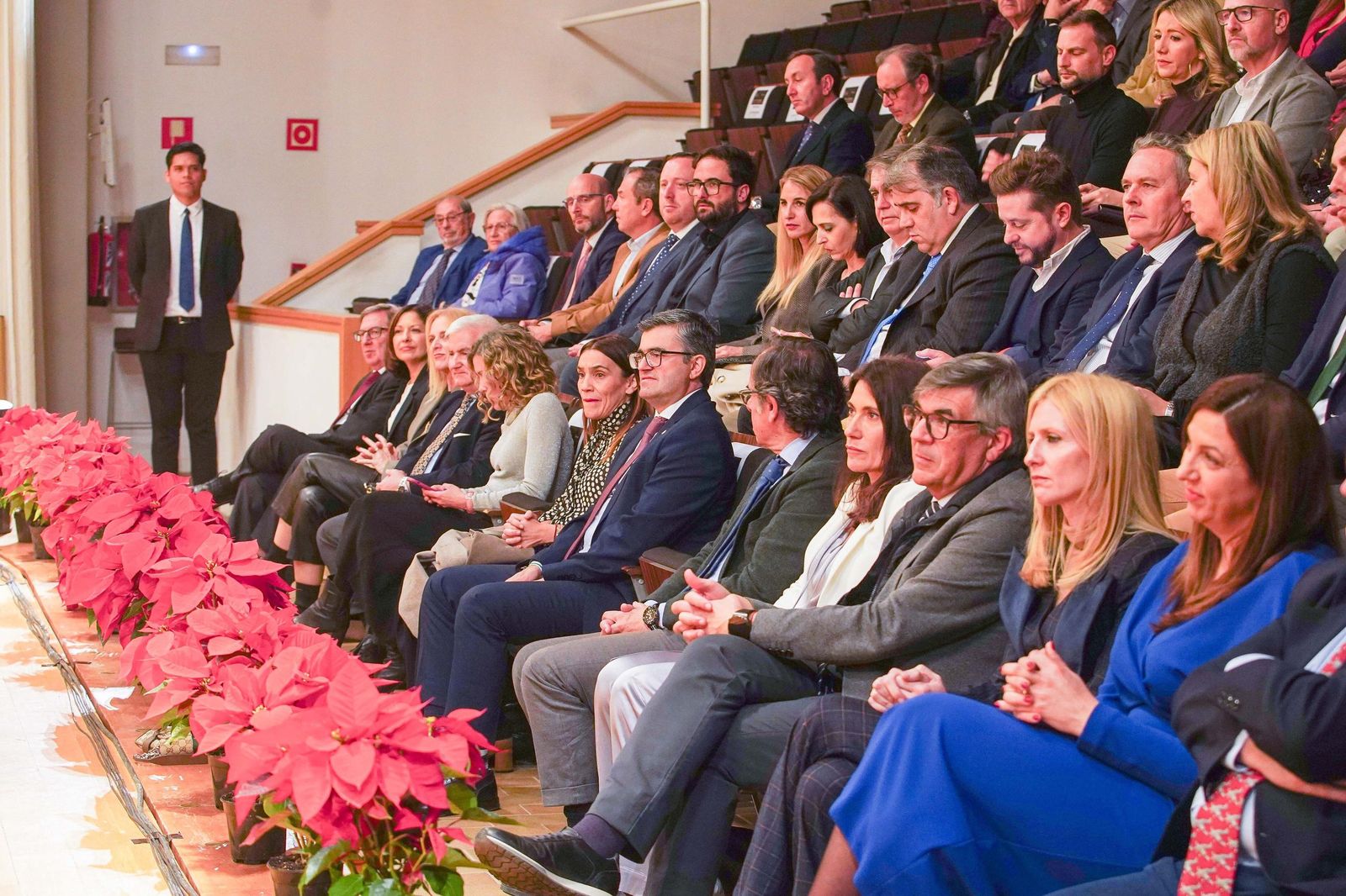 Todas las imágenes del encuentro empresarial granadino en favor de los afectados por la DANA