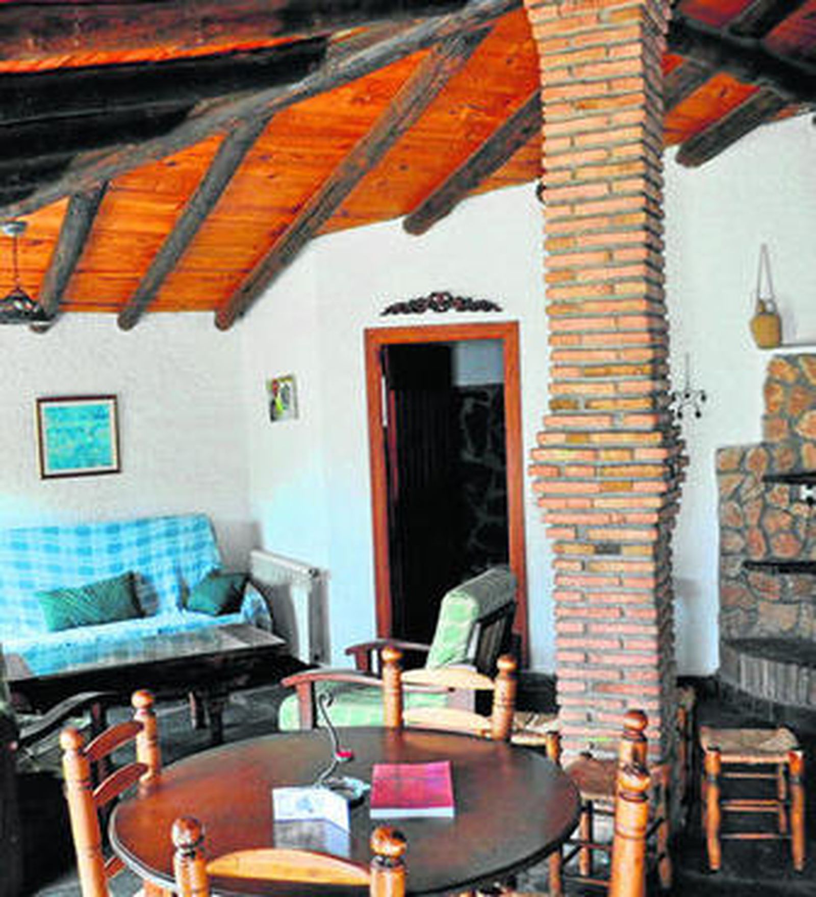 Una de las instalaciones del complejo Cuevas del Tío Tobas.