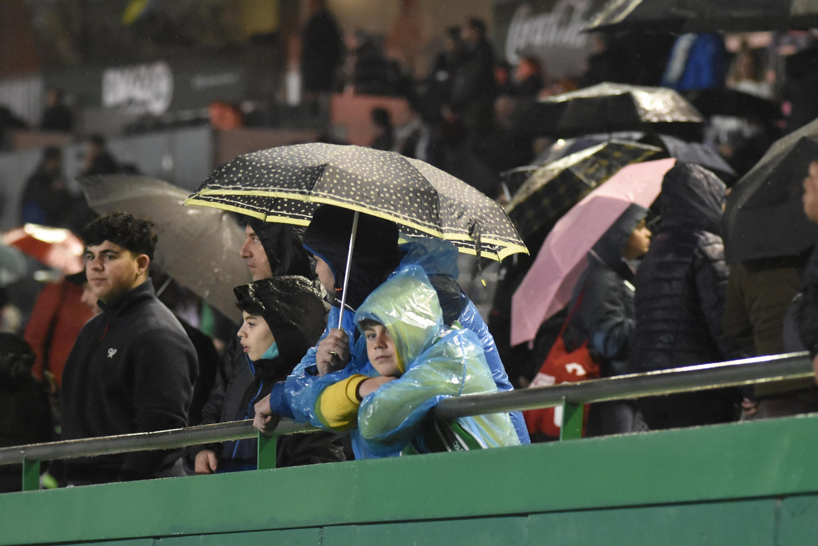 Las mejores fotos del gran ambiente en El Arcángel para el Córdoba CF - Real Madrid Castilla