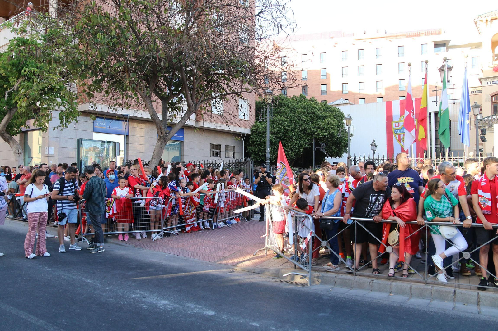 Las imágenes de la rúa de la UD Almería